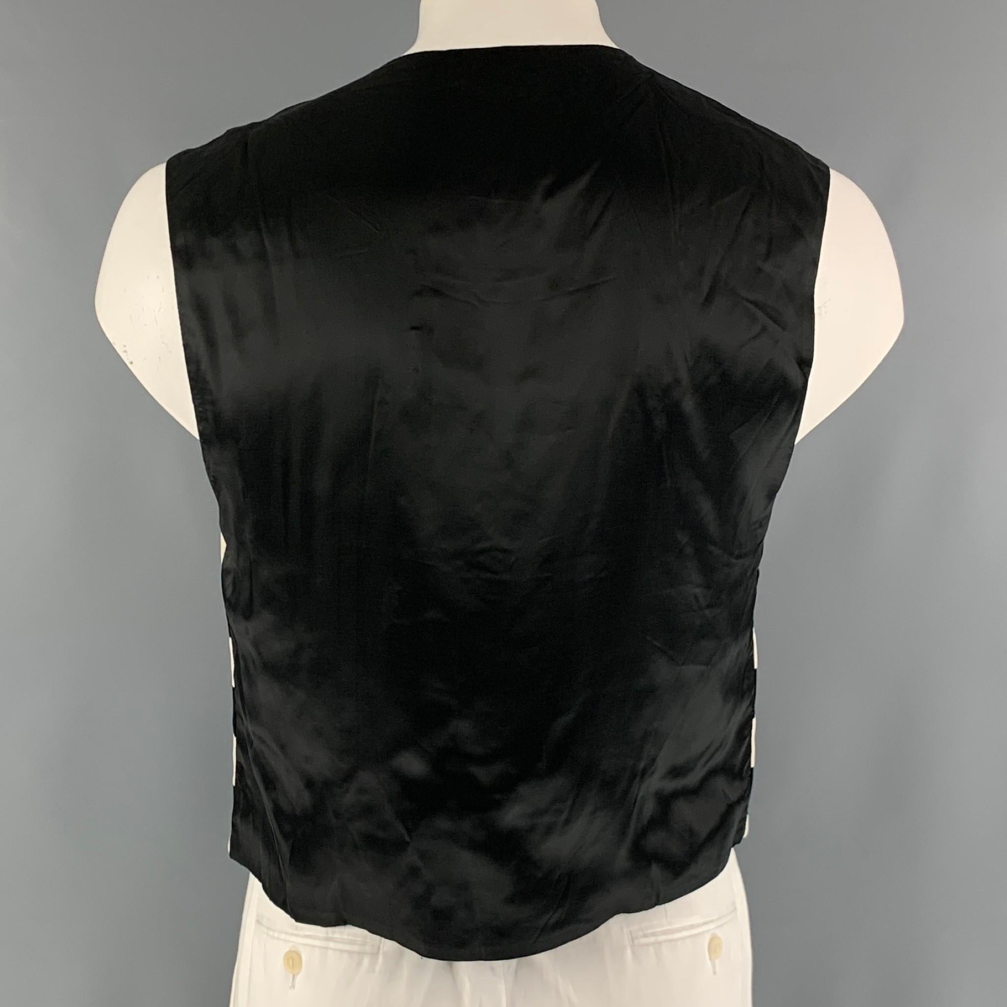 VERSACE JEANS COUTURE Size L Black White Checkered Cotton Vest In Good Condition In San Francisco, CA