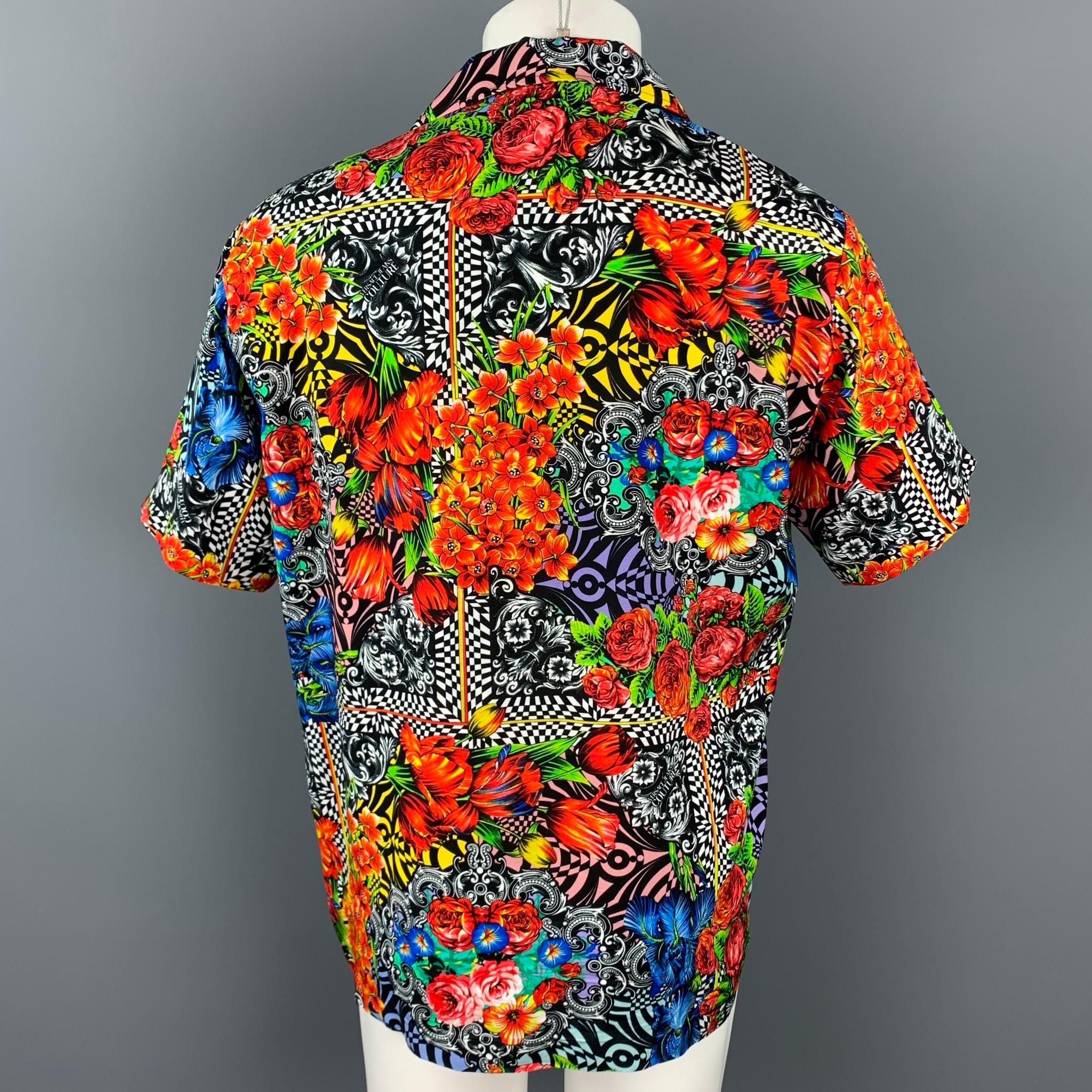 VERSACE JEANS COUTURE Size S Multi-Color Print Viscose Camp Short Sleeve Shirt In New Condition In San Francisco, CA
