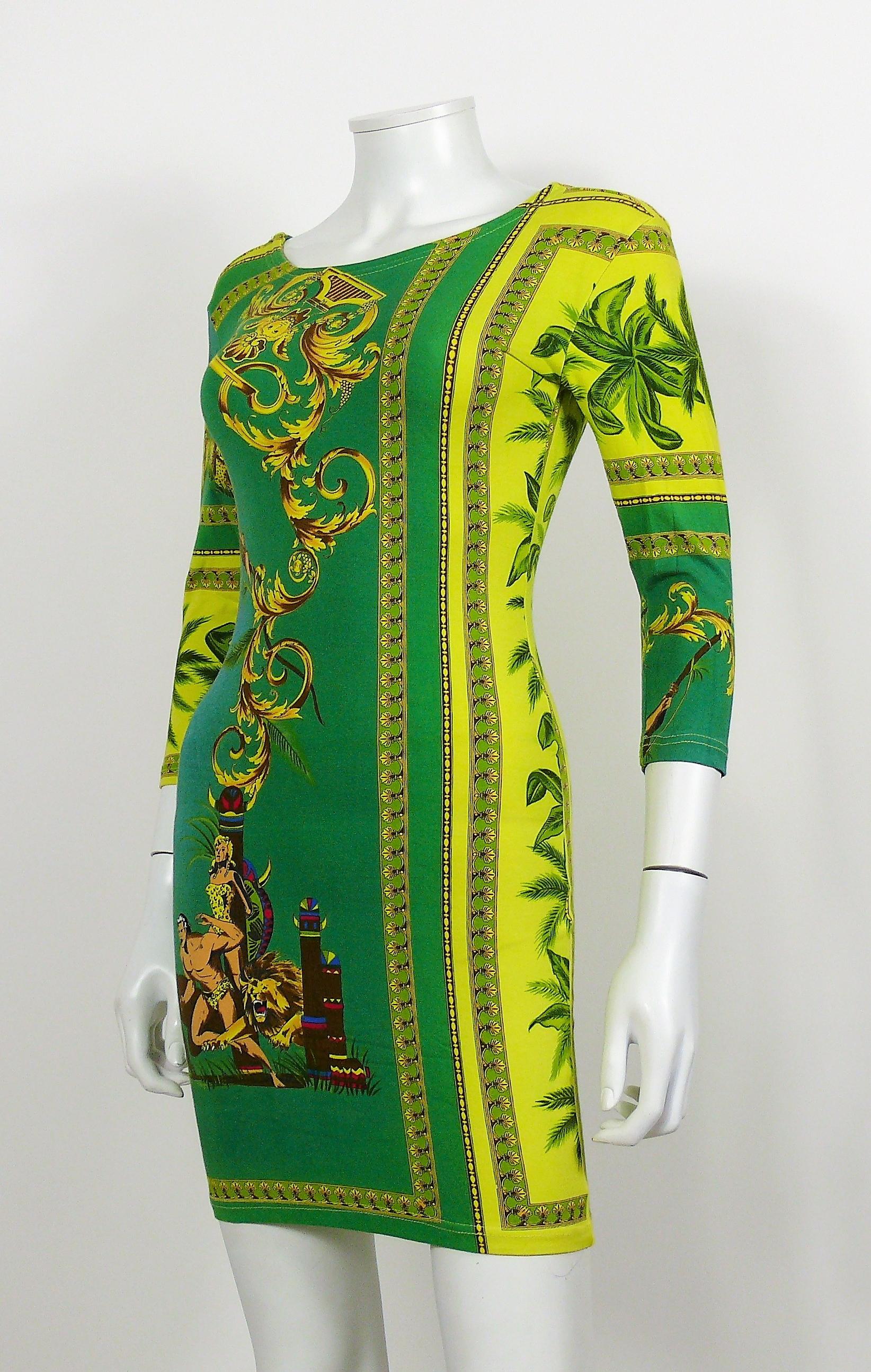 Versace Jeans Couture Vintage 1990s Tarzan Jungle Print Bodycon Dress In Good Condition For Sale In Nice, FR