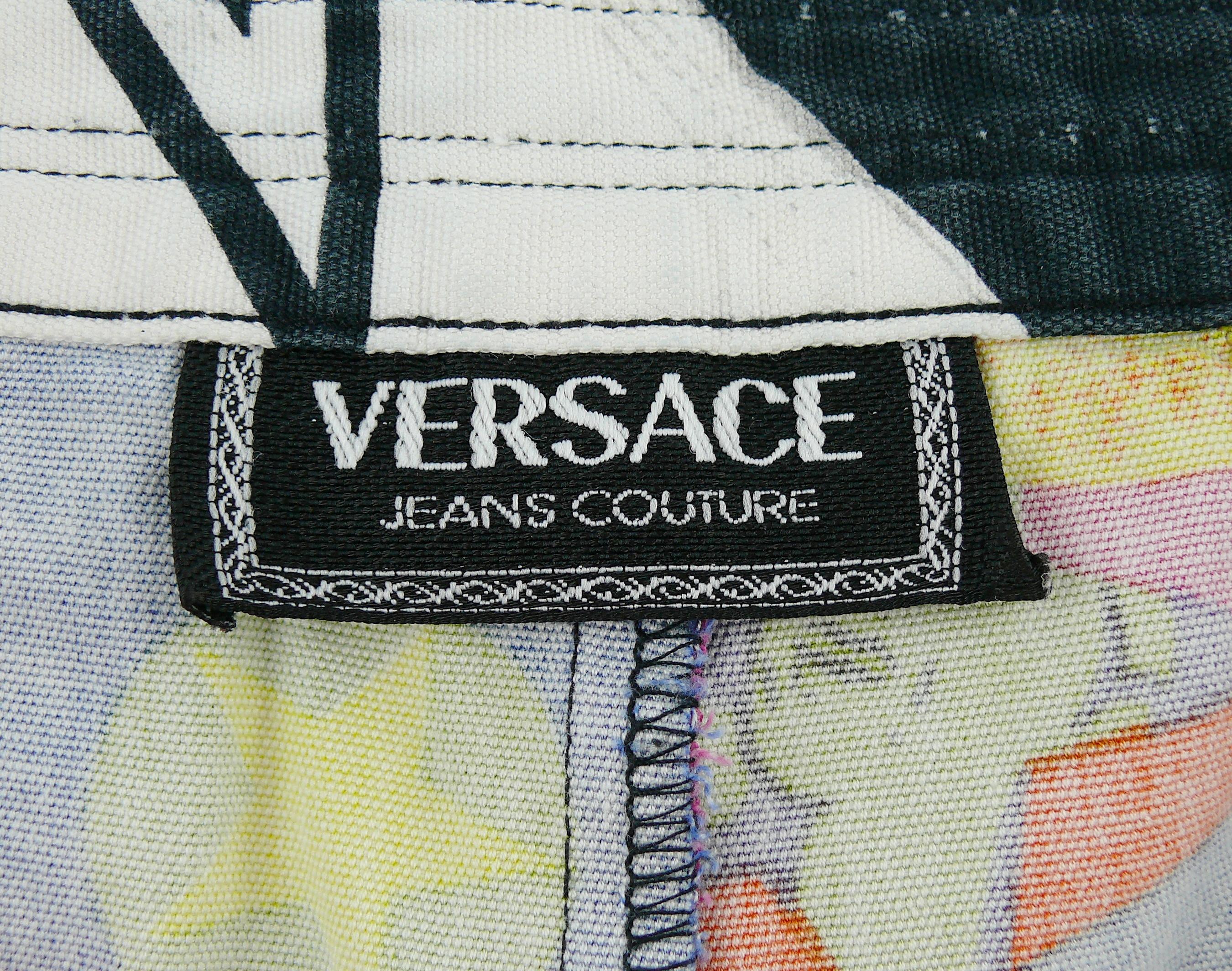 Versace Jeans Couture Vintage Manhattan New York City Graffiti Prints Shorts For Sale 3