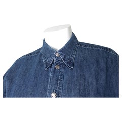 Chemise à manches longues en denim bleu « Signature » de Versace Jeans, à boutons, datant des années 1990 environ