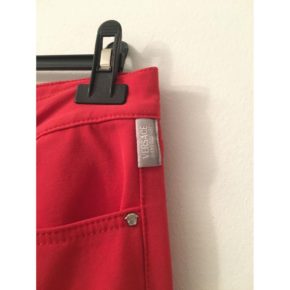 Pantalon rouge en jean et spandex Versace en vente 2