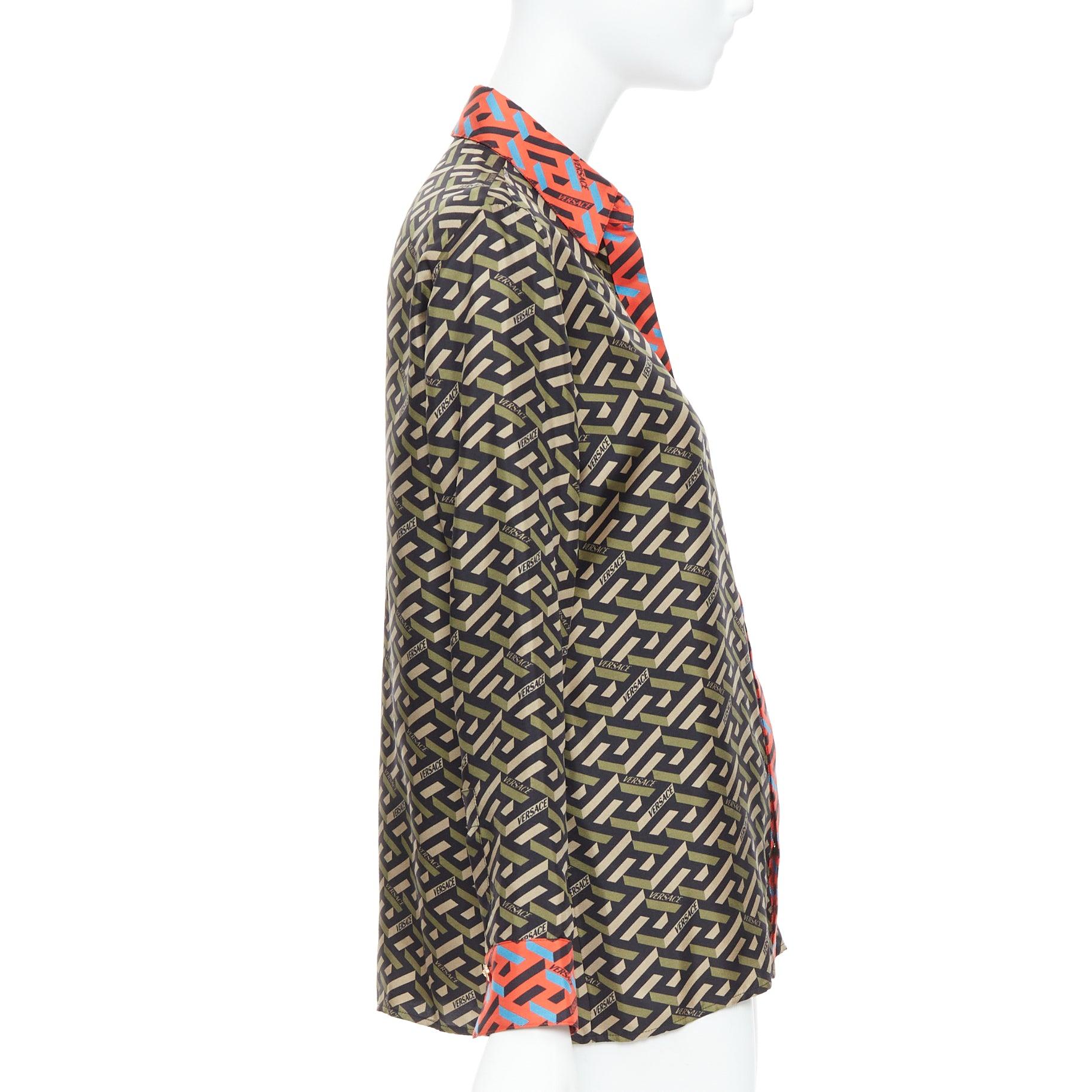 VERSACE La Greca 100% silk green red geometric print logo shirt IT36 XXS In Excellent Condition For Sale In Hong Kong, NT