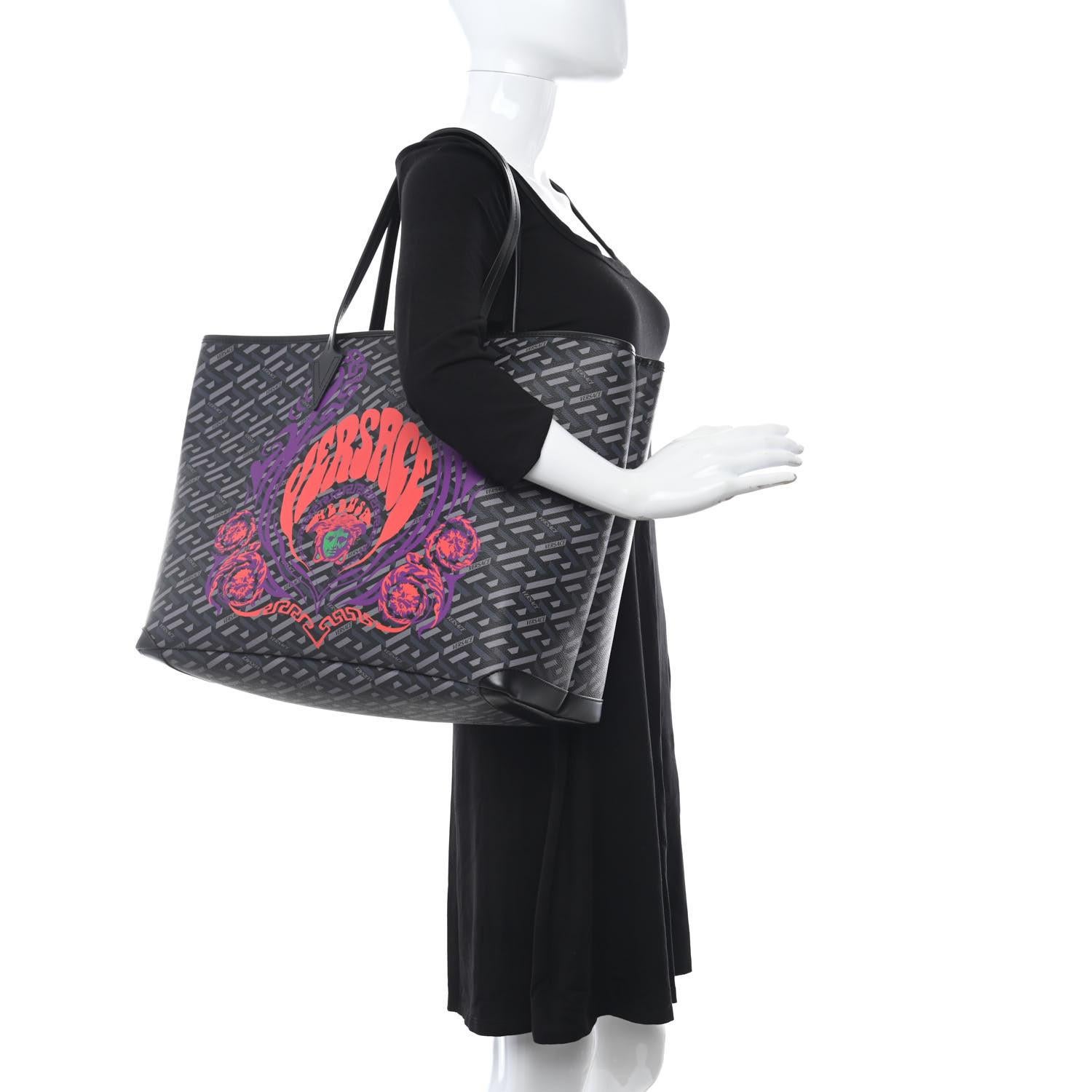 Versace La Greca Monogram Large Grey Tote Bag with Medusa Print For Sale 3