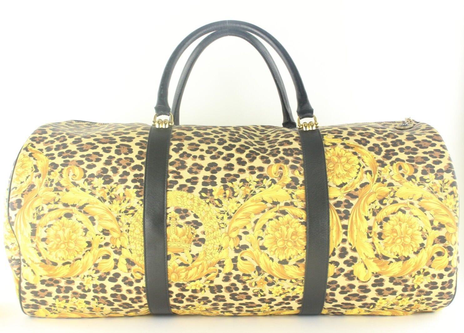 Versace Large Baroque Yellow x Black Duffle with Strap 4VER119K For Sale 7