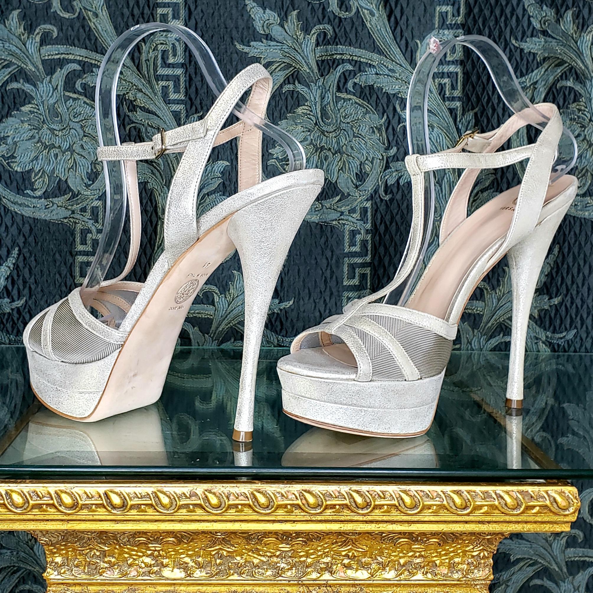 Gray VERSACE LIGHT GOLD LEATHER DOUBLE PLATFORM SANDALS AS Seen On  Kate Sz 10.5 For Sale
