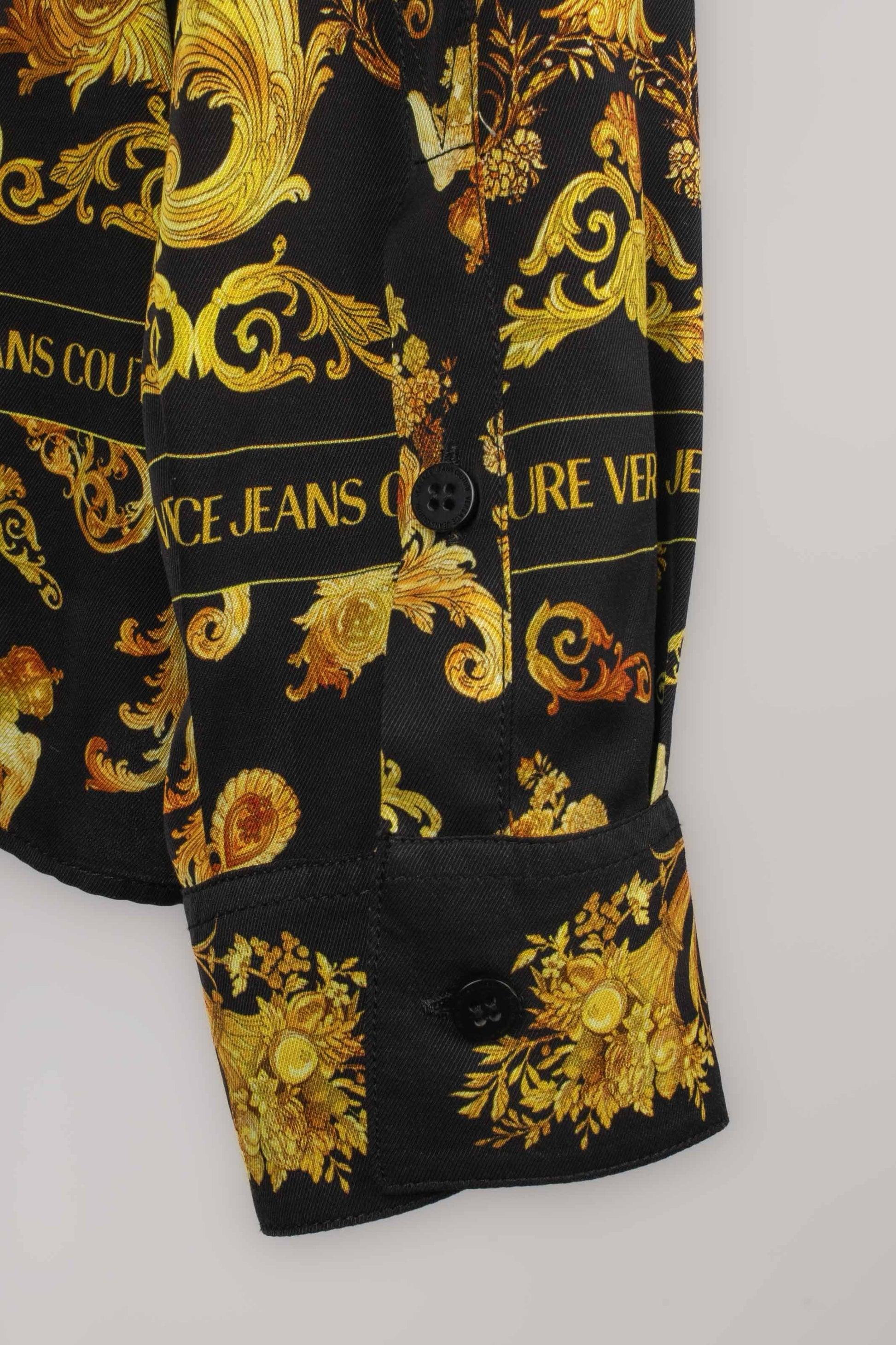 Versace Man Shirt Printed with Golden-tone For Sale 3