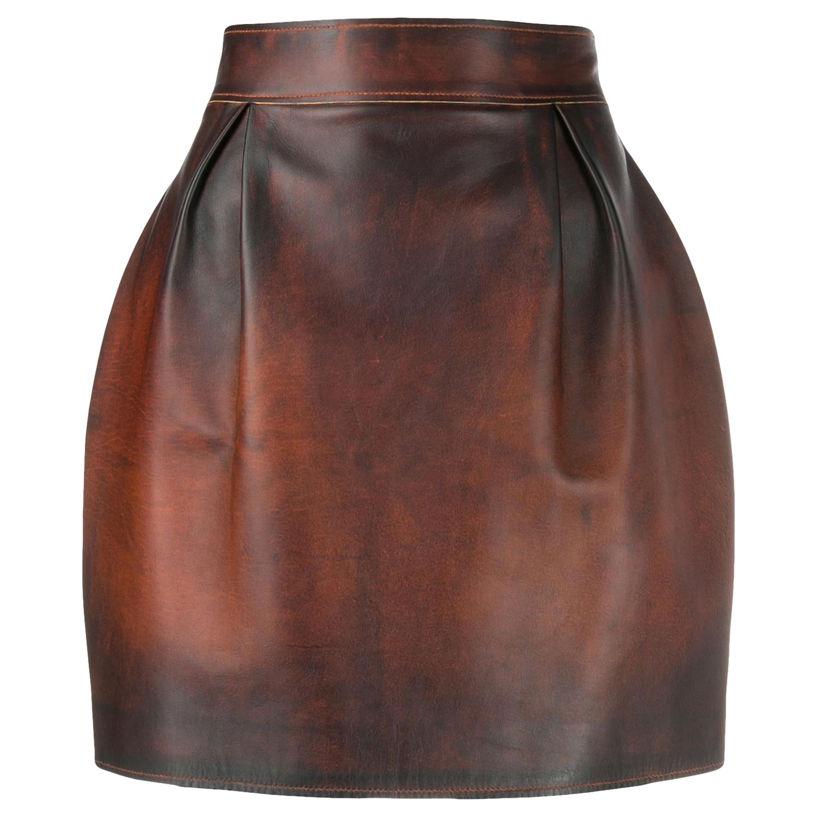 Versace "Marrone Anticato" Brown Leather High Waisted Mini Skirt Size 38 For Sale