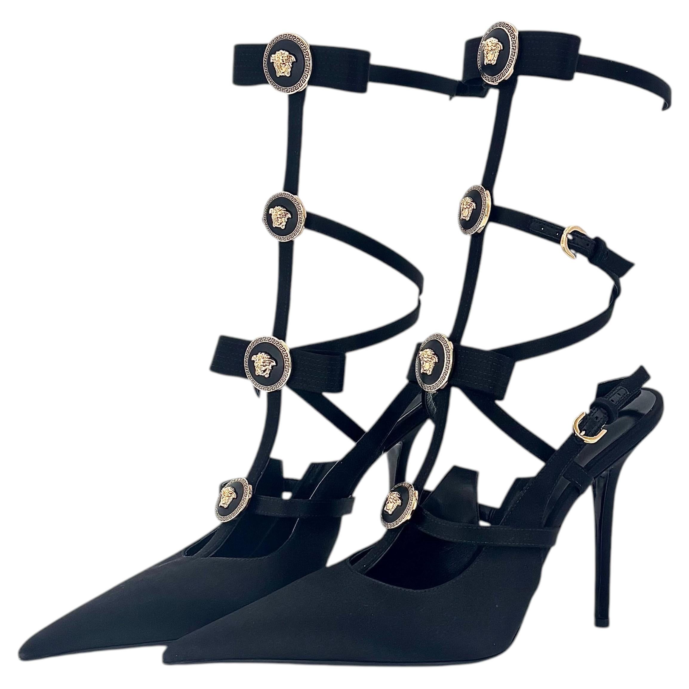 Escarpins Versace Medusa à nœud, style gladiateur, à lanières, talon ouvert et bout pointu, taille 40