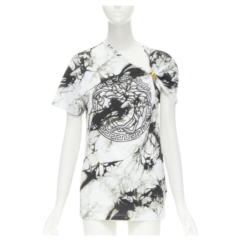 VERSACE Medusa gold ring marble black white tie dye tshirt IT40 M For Sale