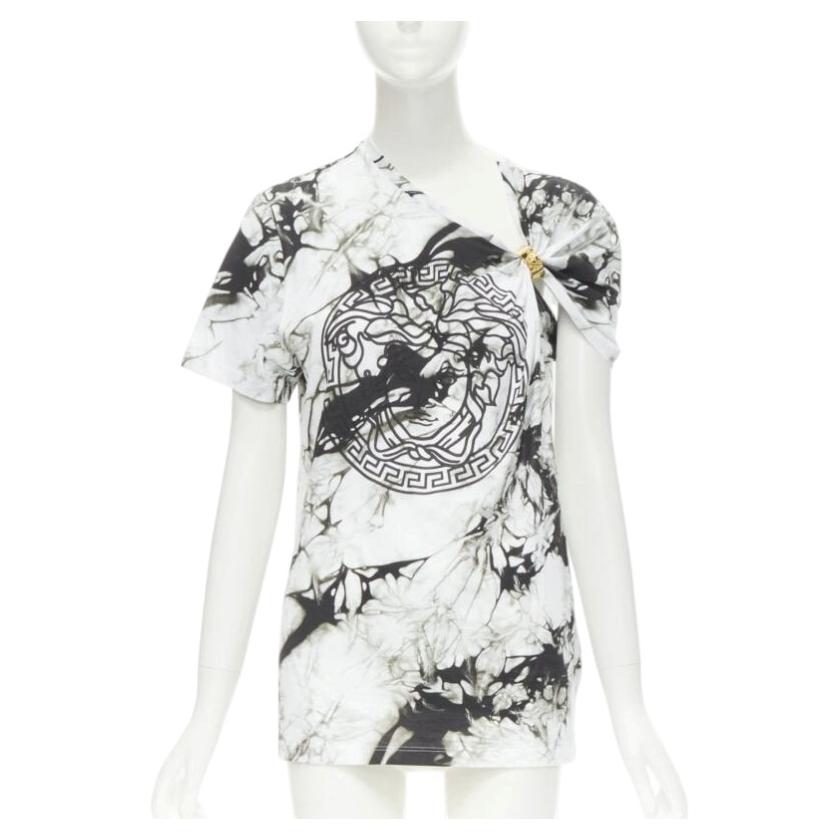 VERSACE Medusa gold ring marble black white tie dye tshirt IT40 M For Sale
