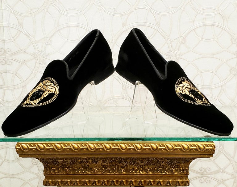 VERSACE MEDUSA HEAD Loafers 39.5 - 6.5 For Sale at 1stDibs