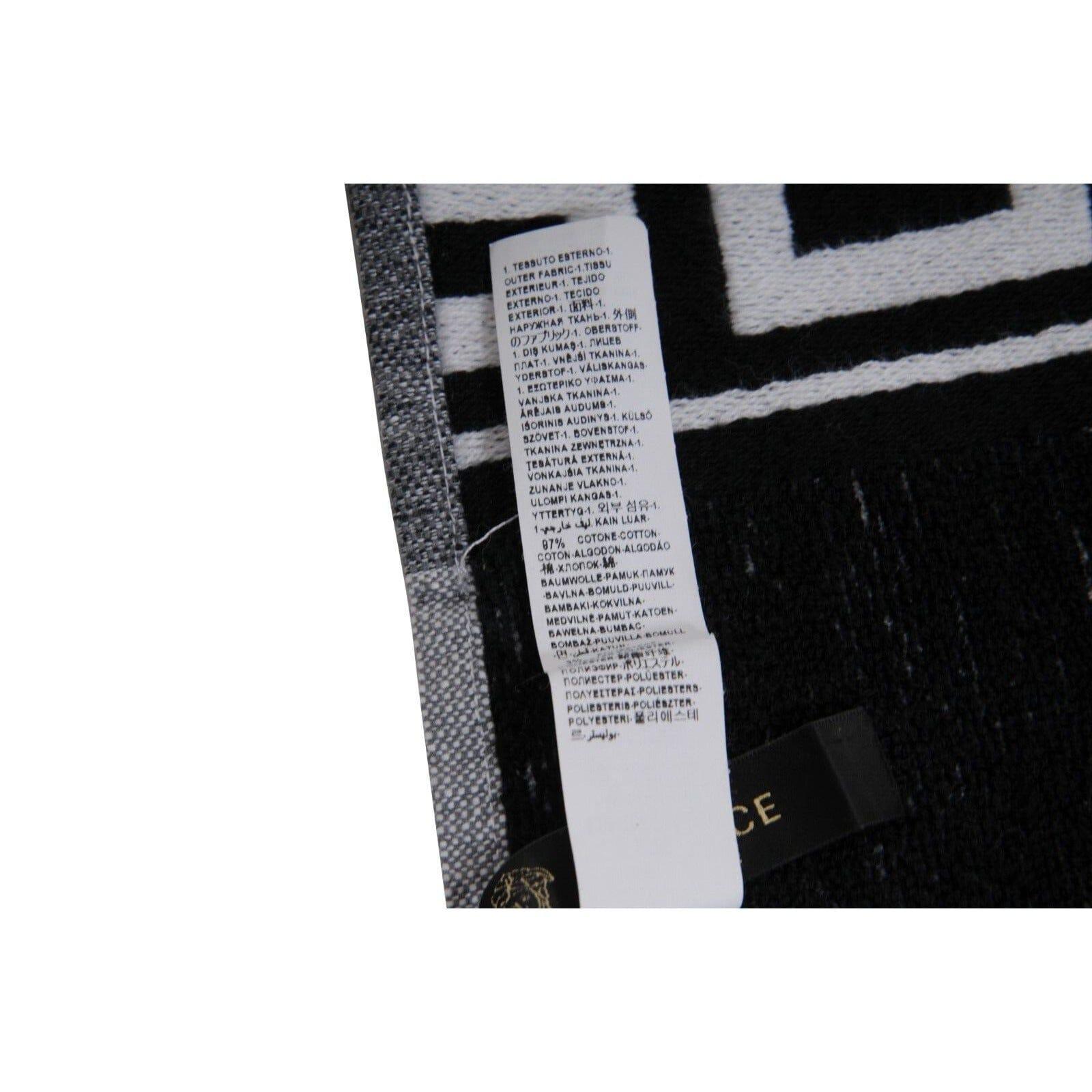 Versace Asciugamano con Frangia Greca Logo Testa di Medusa Nero Grigio Barocco in vendita 5