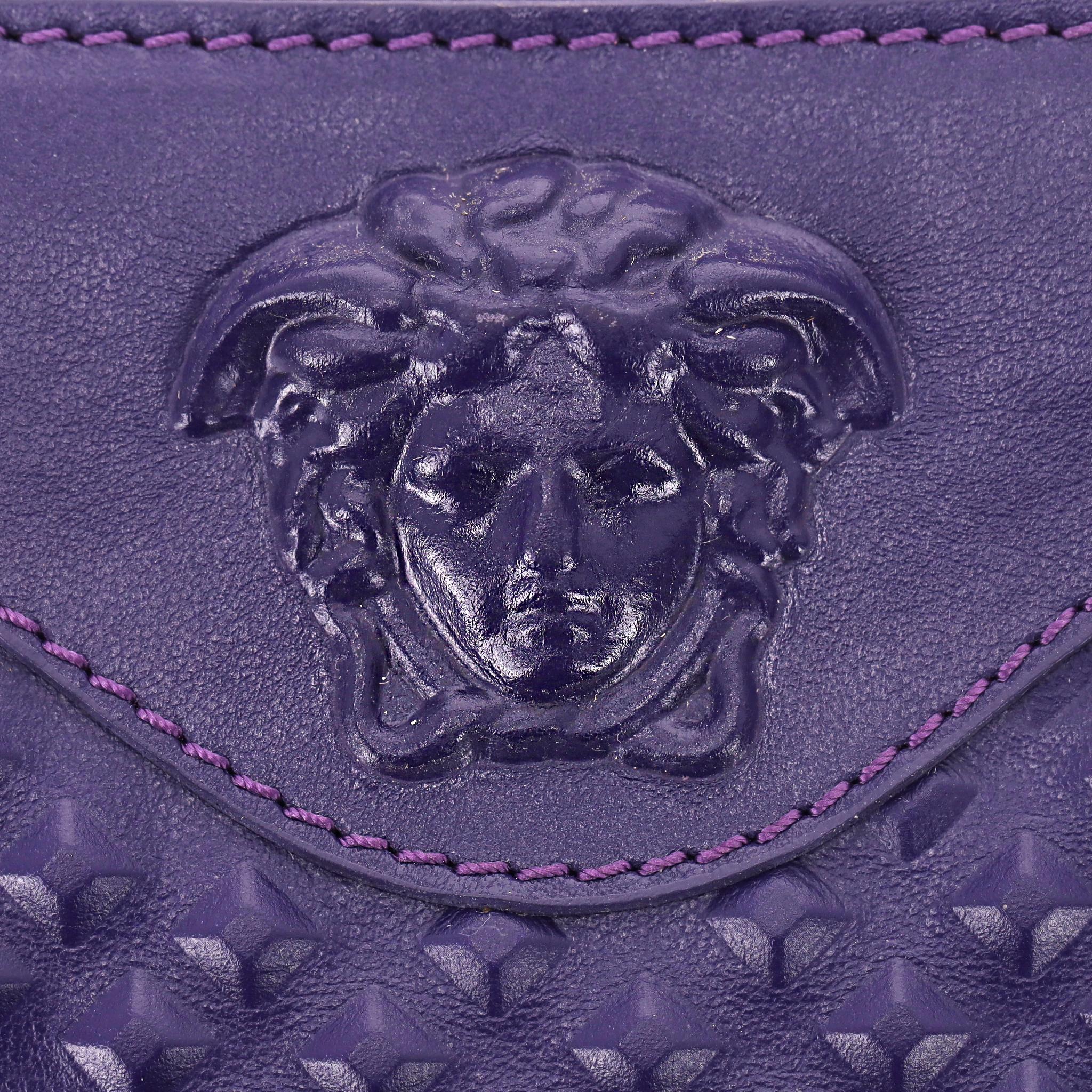 Versace Portefeuille en cuir Medusa en vente 1