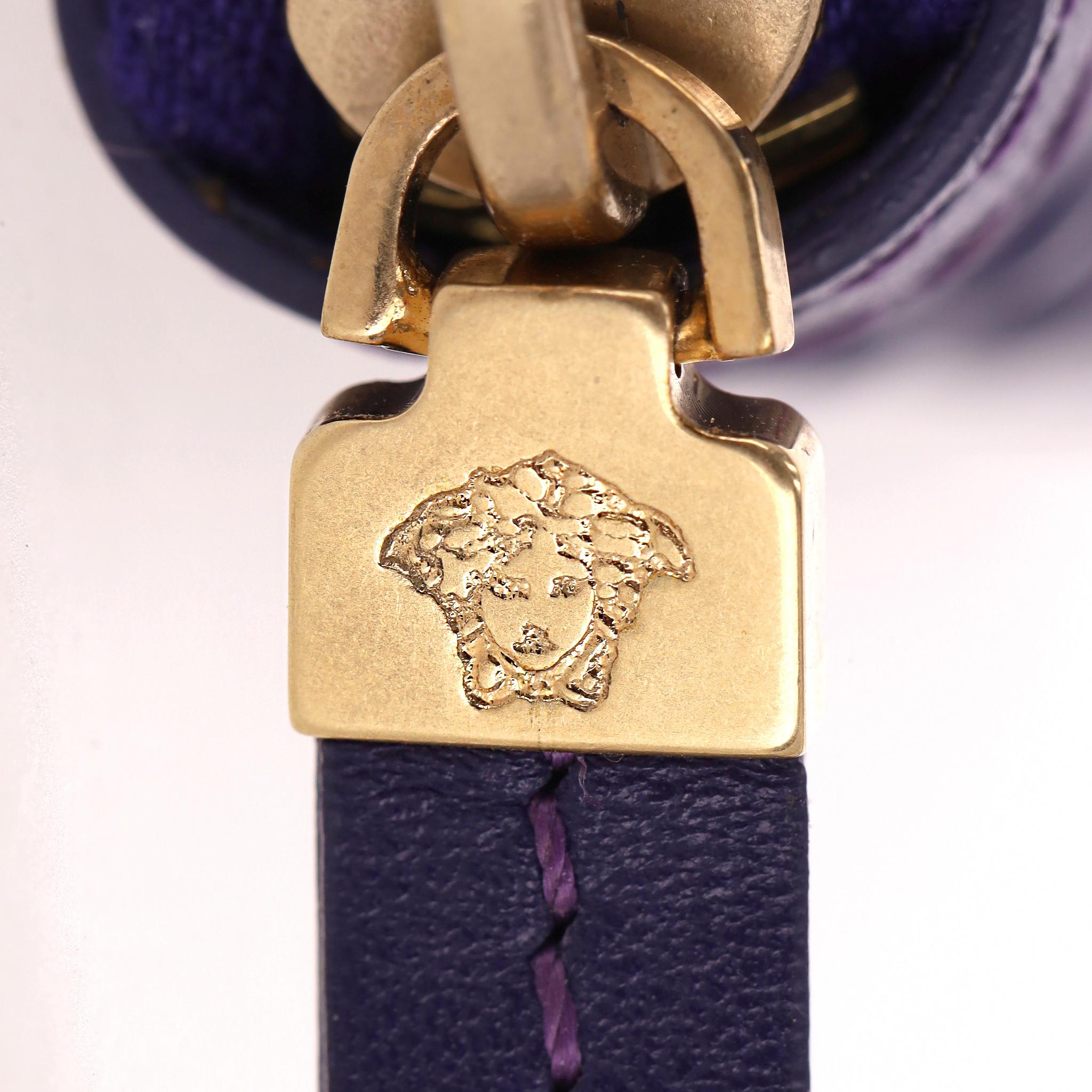 Versace Portefeuille en cuir Medusa en vente 2