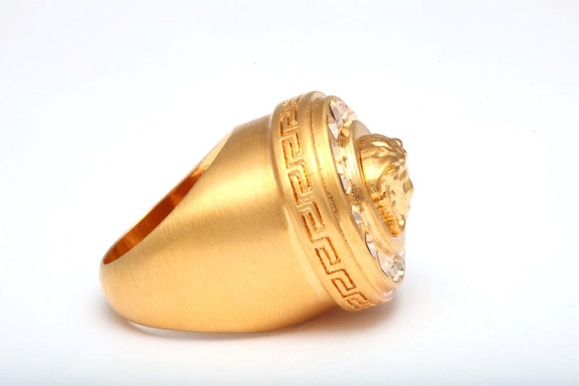 18k gold medusa ring