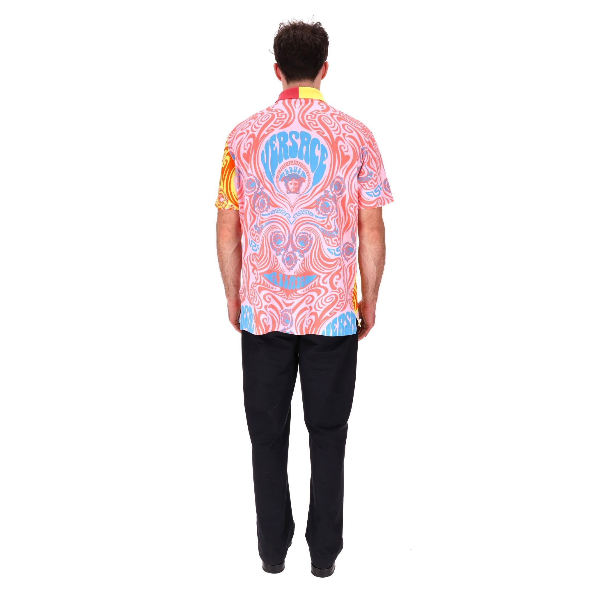 Versace Medusa Music & Greca Print Cotton Polo T-Shirt. Size 2XL In Excellent Condition In London, GB