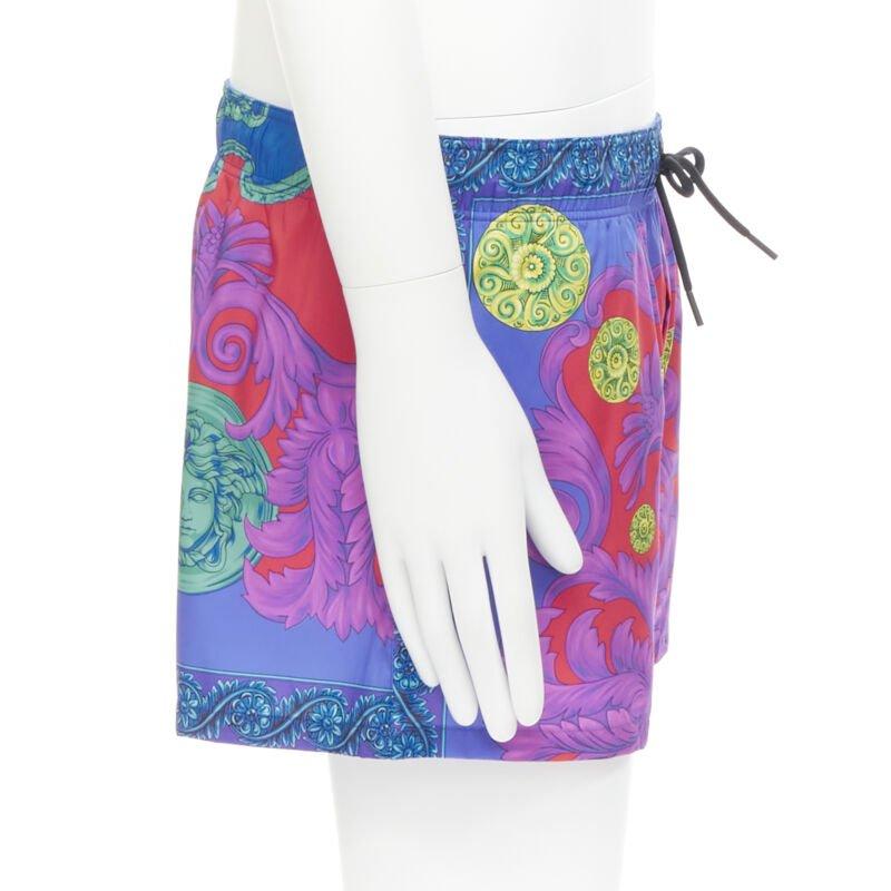 VERSACE Medusa Trionfo Garden blue purple Barocco  swim trunk shorts IT5 L In Excellent Condition For Sale In Hong Kong, NT