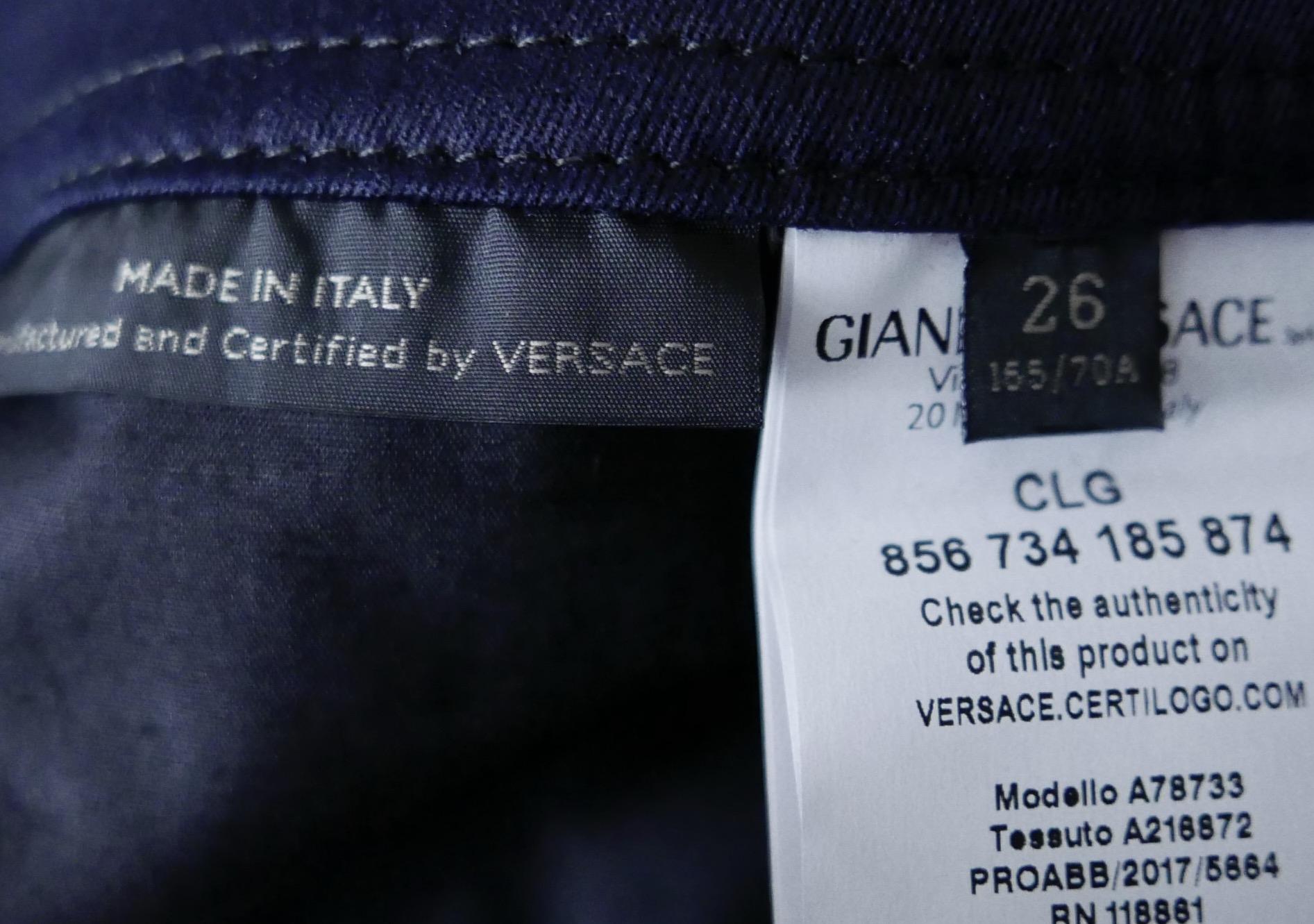  Versace - Medussa Head - Jean en denim et jersey mélangés en vente 4