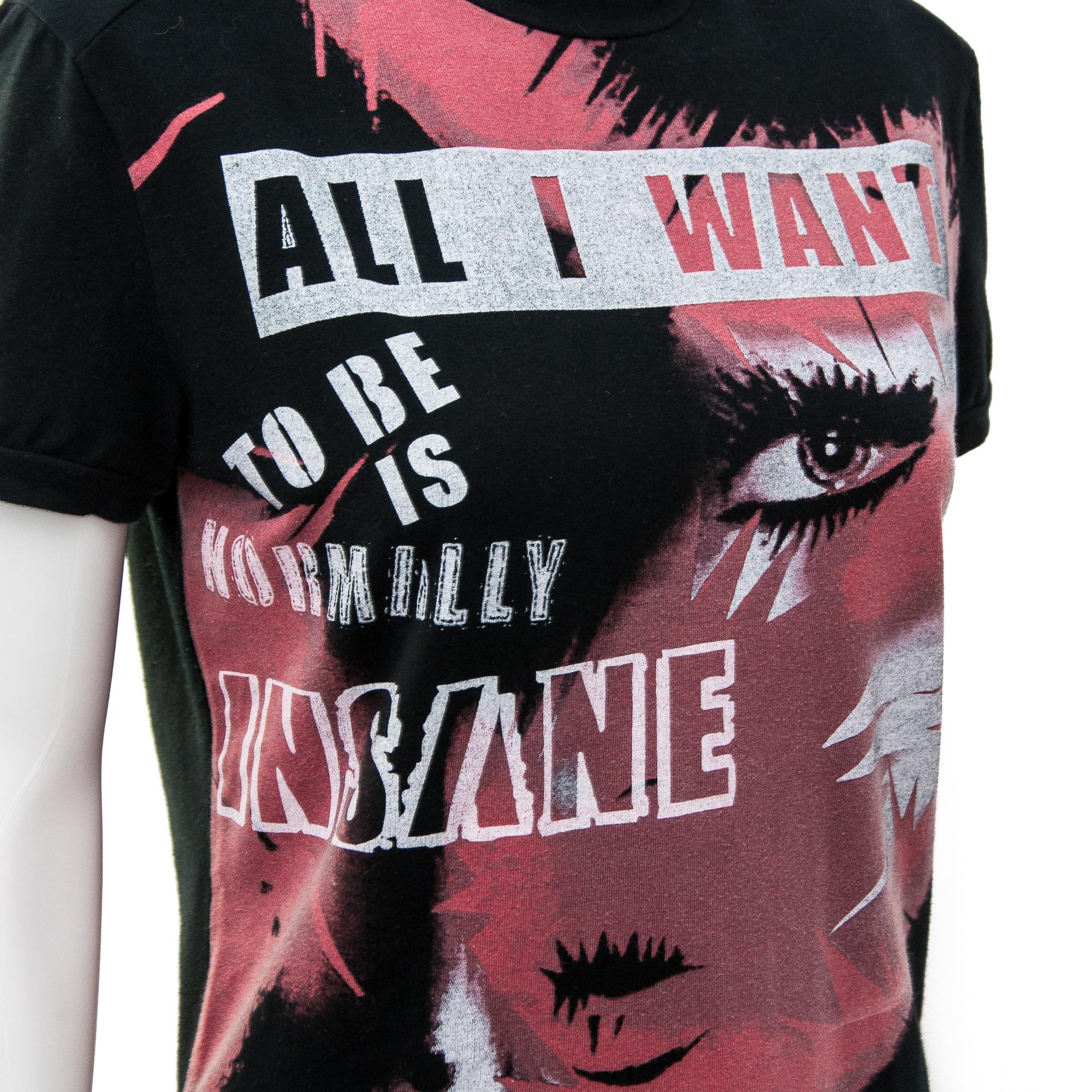 Women's or Men's Versace Men's 2004 Donatella 'Normally Insane' Black T shirt size M For Sale