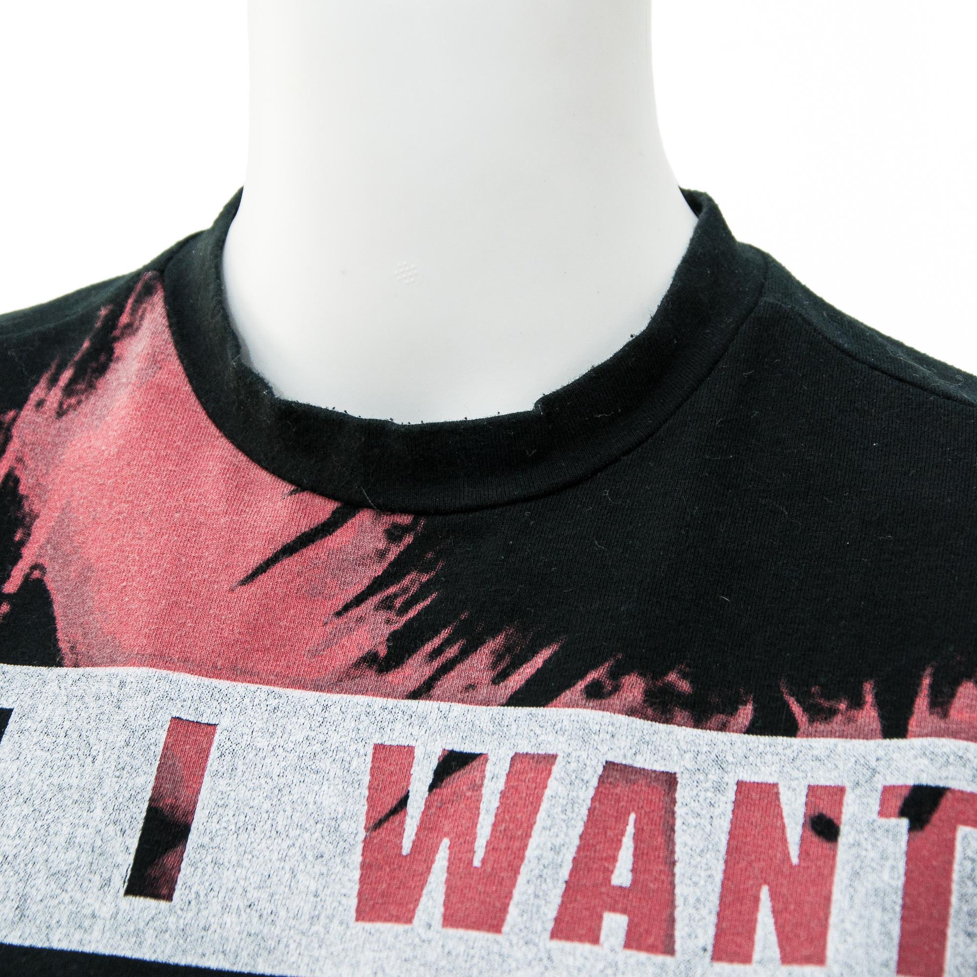 Versace Men's 2004 Donatella 'Normally Insane' Black T shirt size M For Sale 1