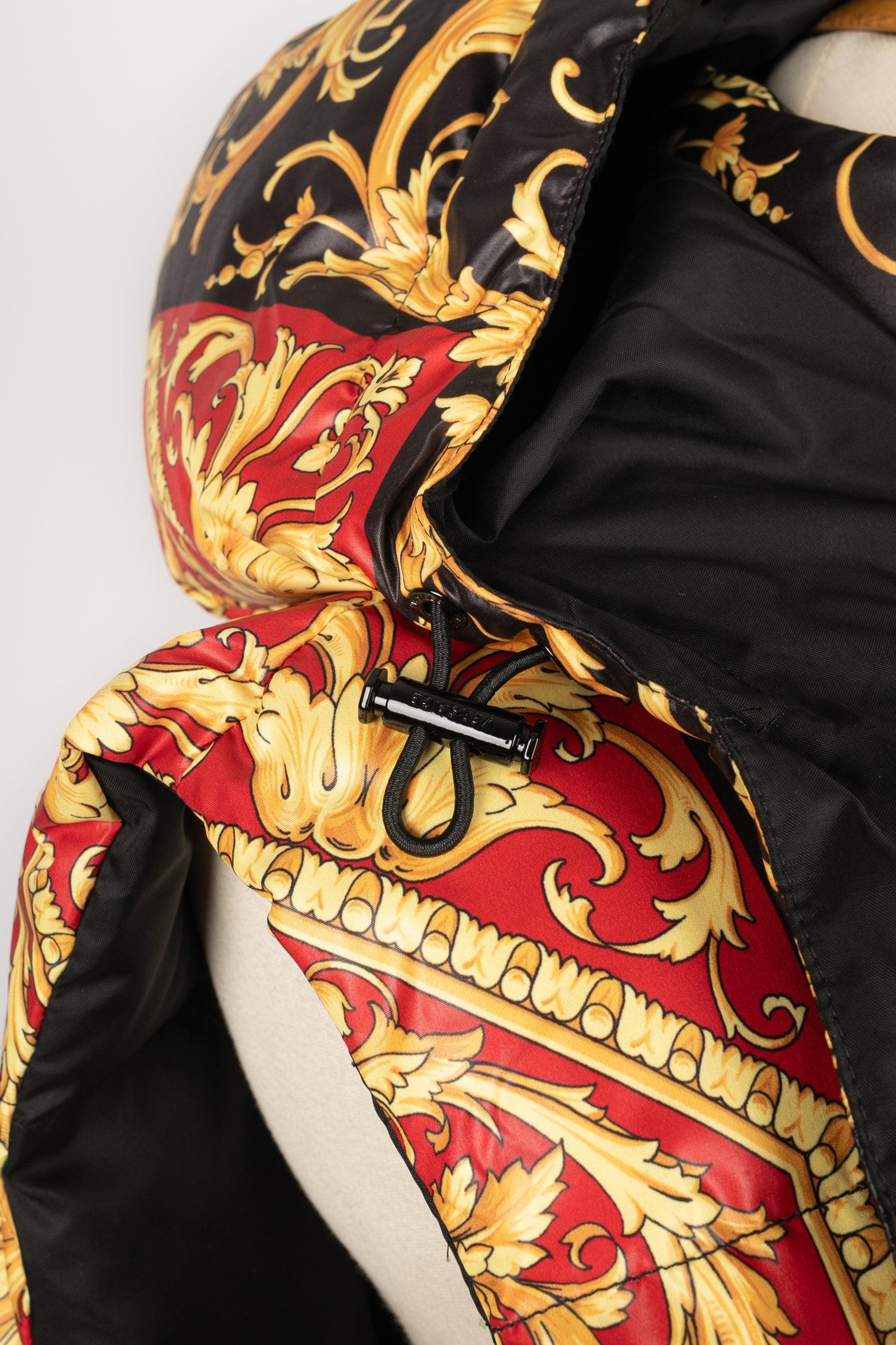 Versace Men's Black Reversible Down Jacket For Sale 2