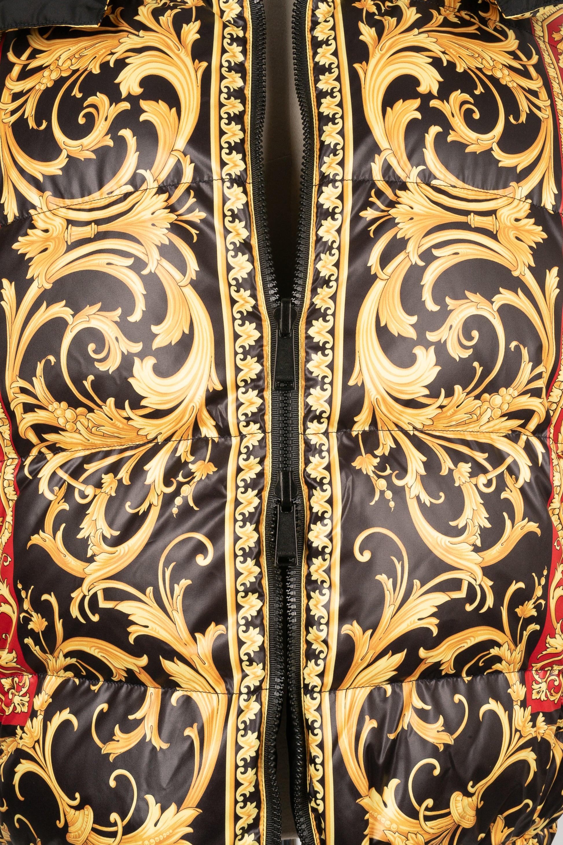 Versace Men's Black Reversible Down Jacket For Sale 3
