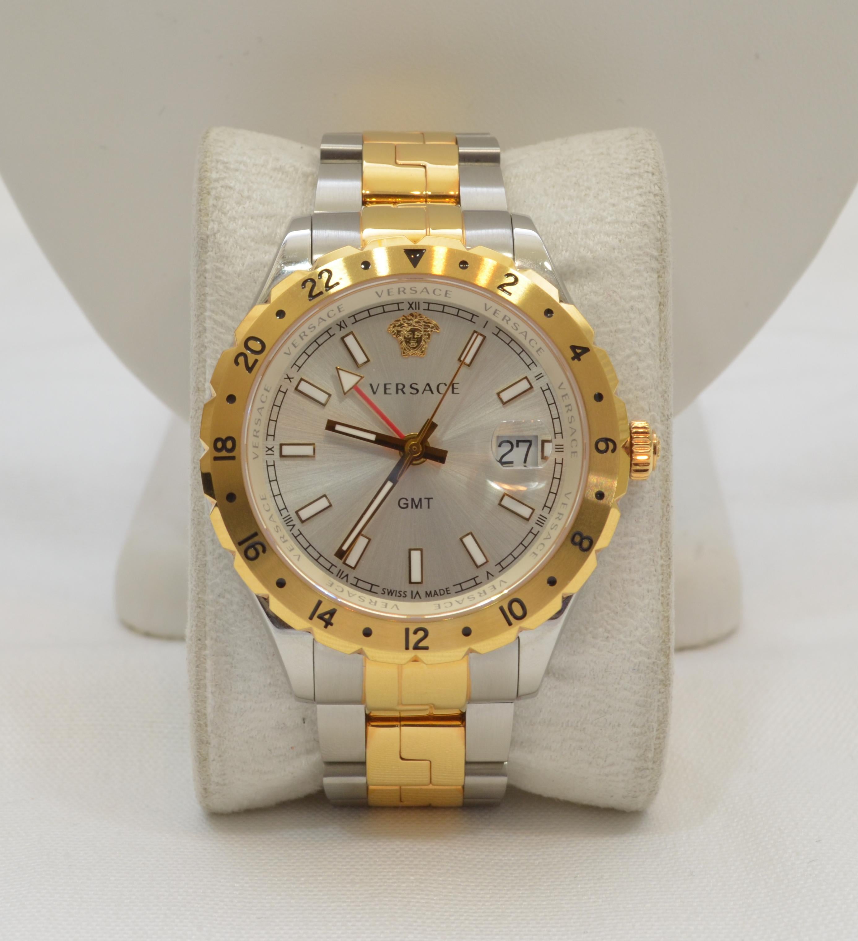 This 42 mm stainless steel timepiece by Versace features a refined and extremely readable dial including luminous hands and hour markers. Circling the sunray dial are clearly marked 24 hour indications. Encased in a two tone case this watch is