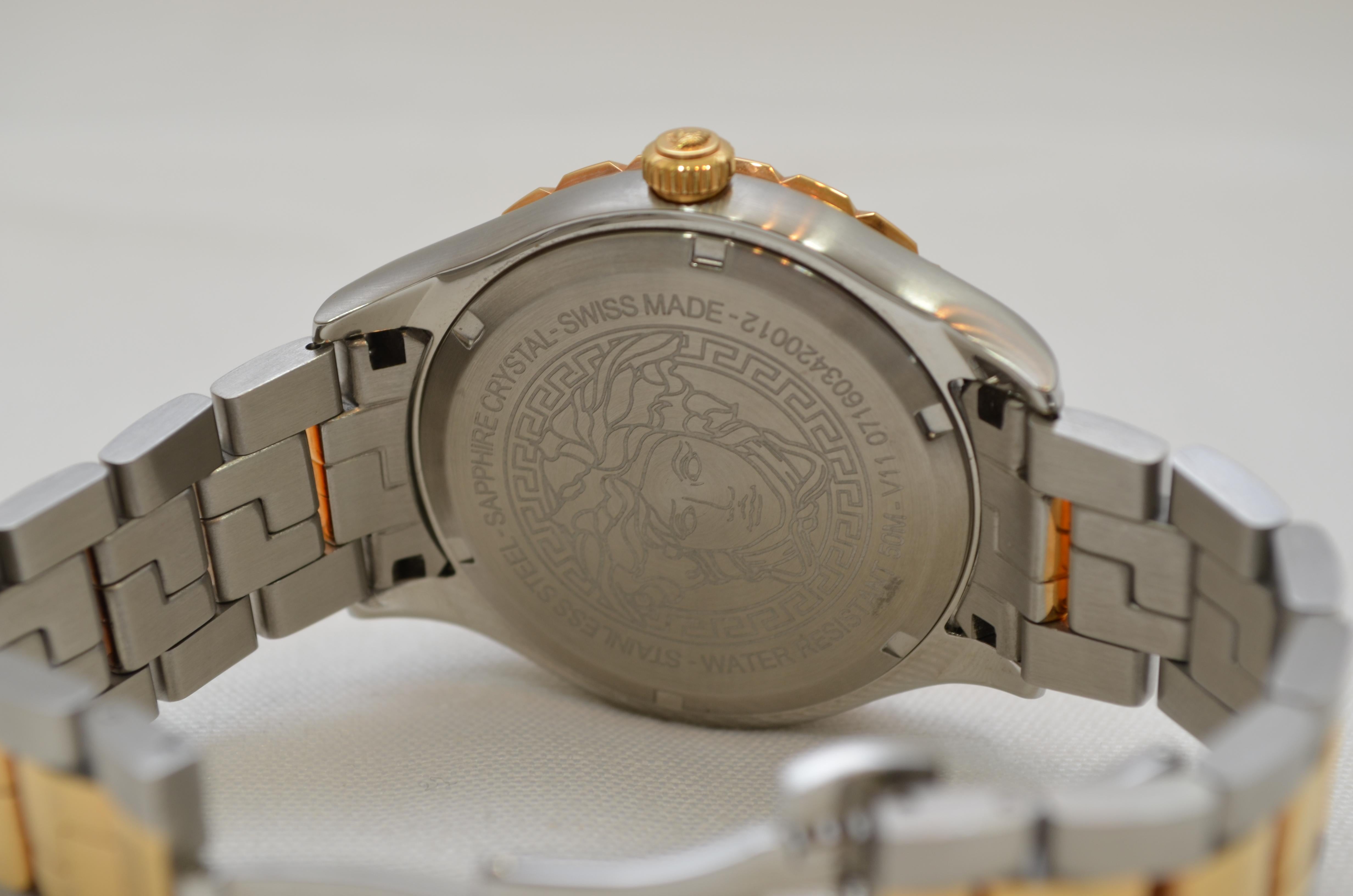 Versace Men's GMT SS 42mm Hellenyium Watch 3