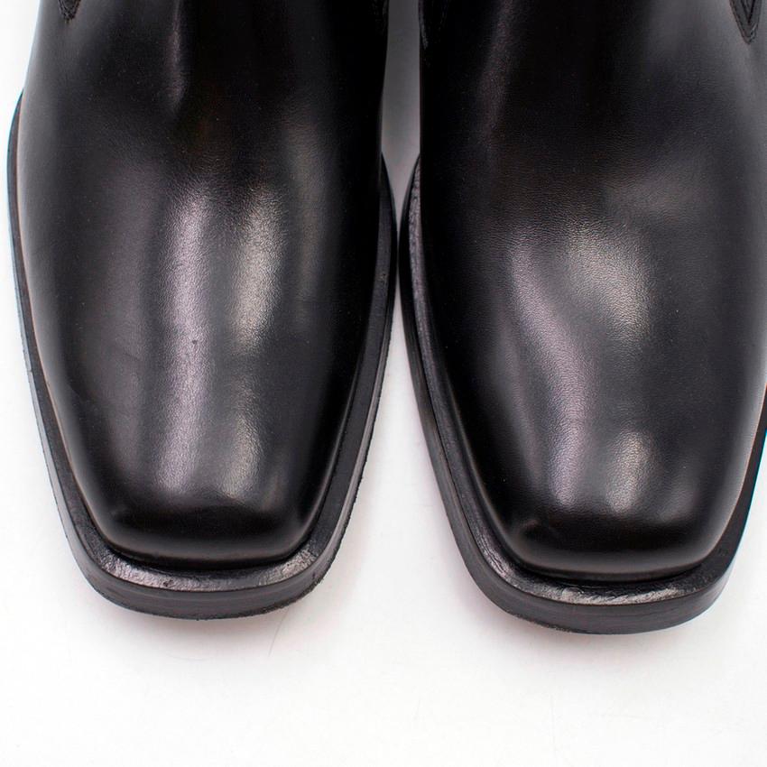 Black Versace Men's Stivaletto Vitello Shoes US 8 For Sale
