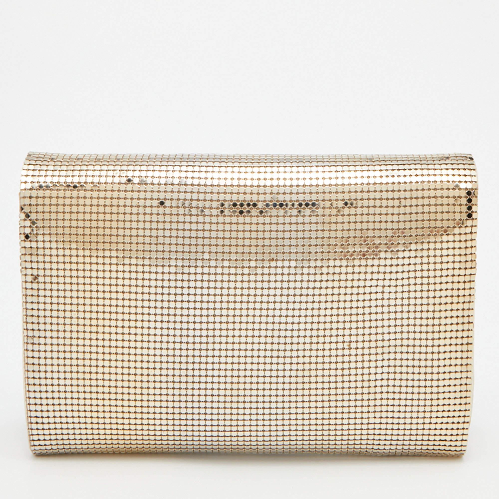 This clutch is just the right accessory to compliment your chic ensemble. It comes crafted in quality material featuring a well-sized interior that can comfortably hold all your little essentials.

Includes: Original Dustbag, Info Booklet,