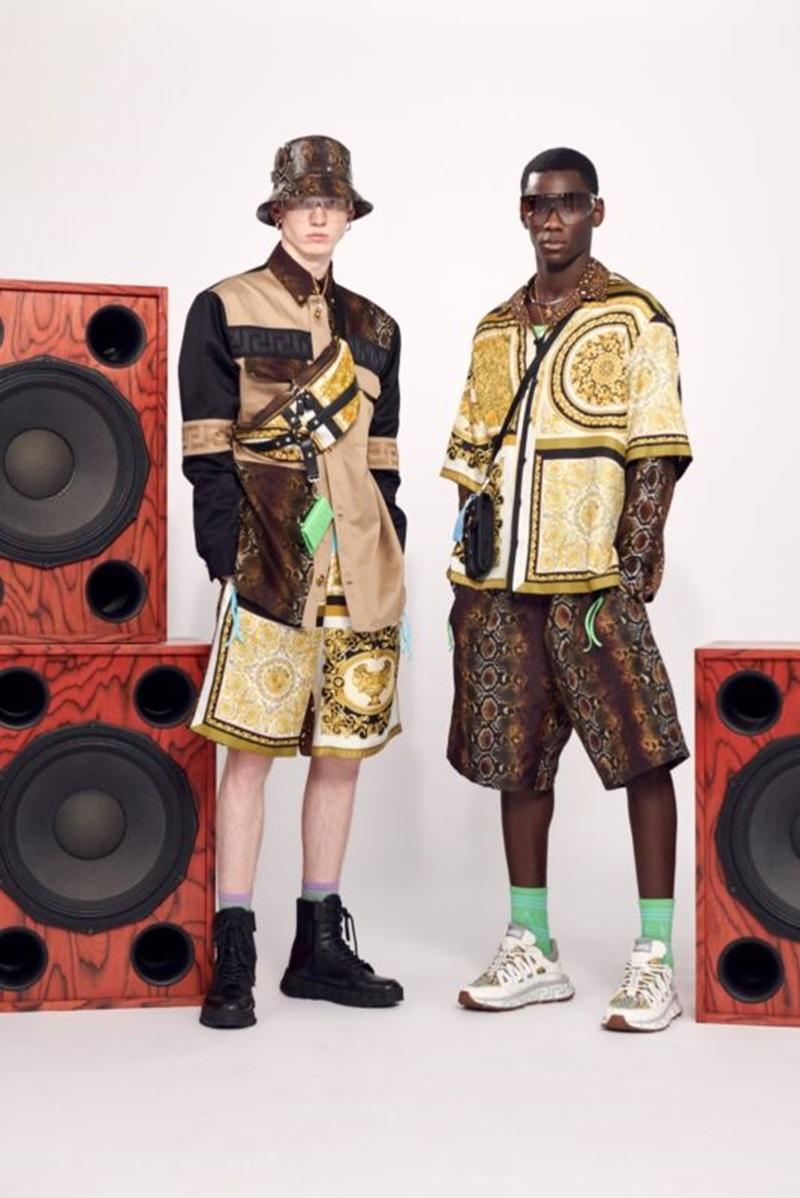 Marrone VERSACE Mosaico Barocco 2021 seta oro barocco leopardo pantaloni rilassati IT50 L.A.