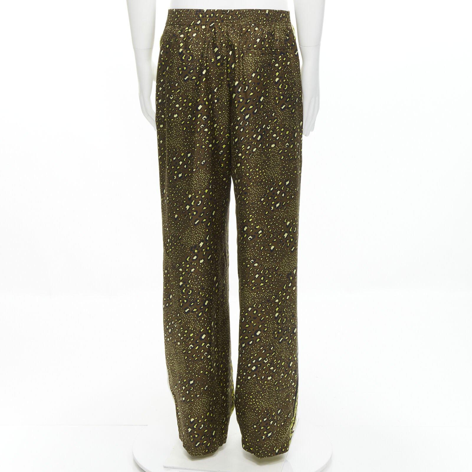 Men's VERSACE Mosaic Barocco 2021 silk gold baroque leopard relaxed pants IT50 L For Sale