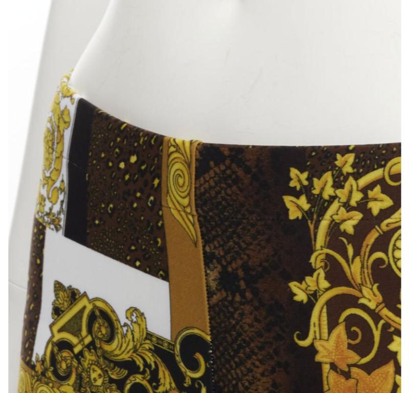 VERSACE Mosaic Barocco black gold brown scaled stretchy leggings IT42 M For Sale 2