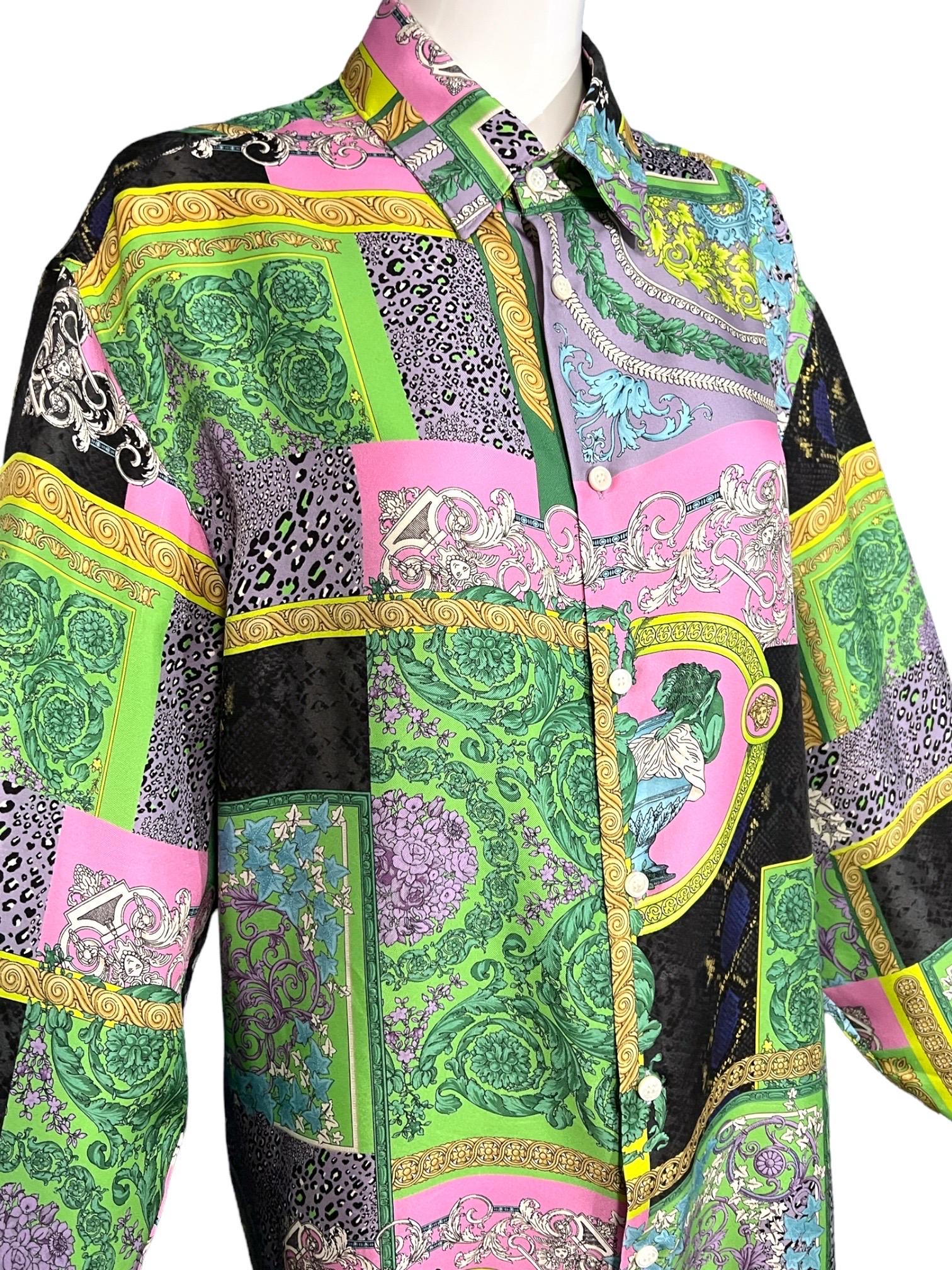 Versace Mosaic Barocco Silk Shirt Resort 2021 Men's XL In New Condition In Concord, NC