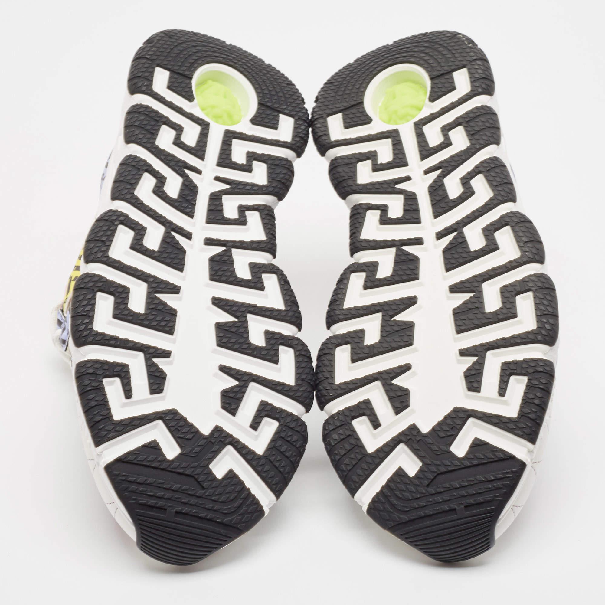 Baskets Trigreca à lacets Versace multicolores en toile et cuir, taille 45 en vente 1