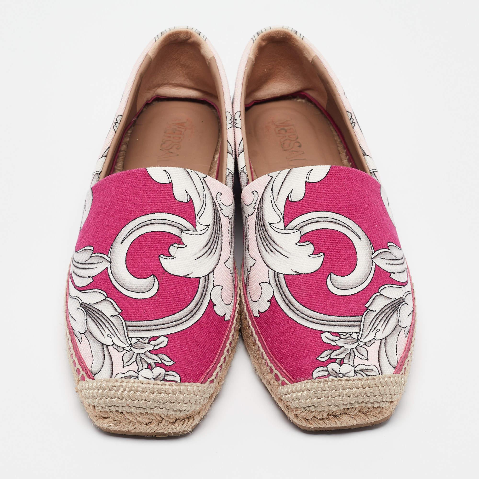 Brown Versace Multicolor Canvas Espadrille Flats Size 37 For Sale