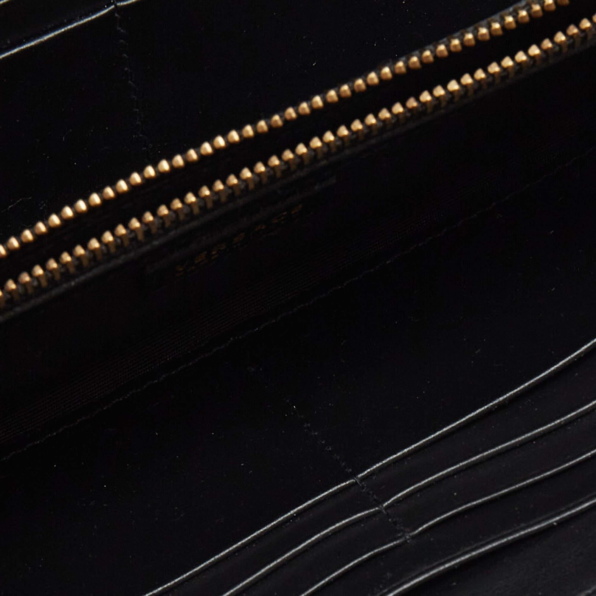 Versace Multicolor Print Leather Zip Around Wallet For Sale 6
