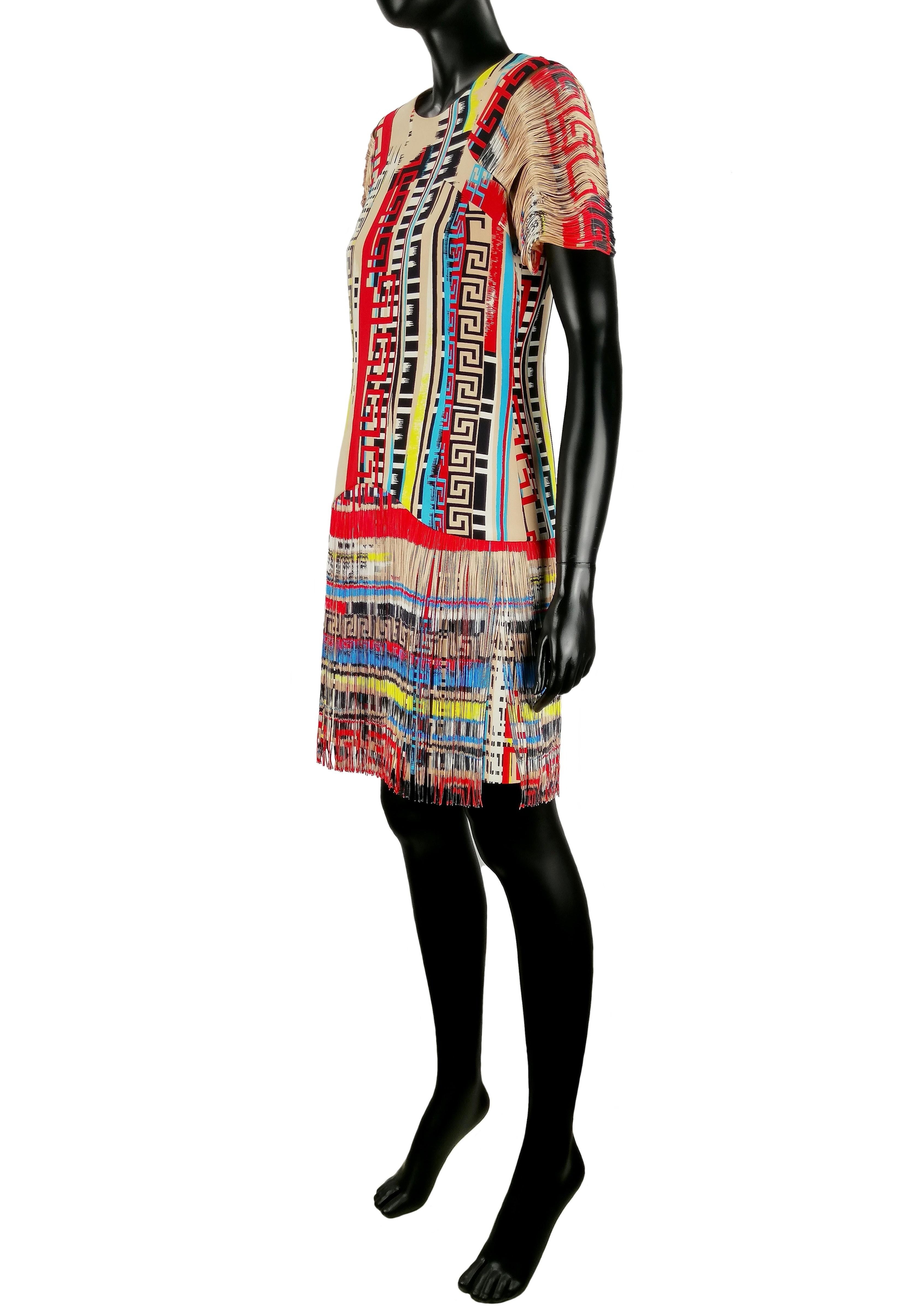 Robe en soie à franges multicolores VERSACE Pour femmes en vente