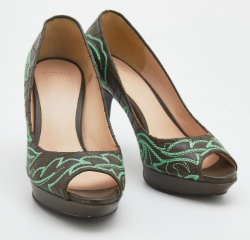 Versace Olive Brown Embroidered Leather Peep Toe Platform Pumps Size 36 In Good Condition In Dubai, Al Qouz 2