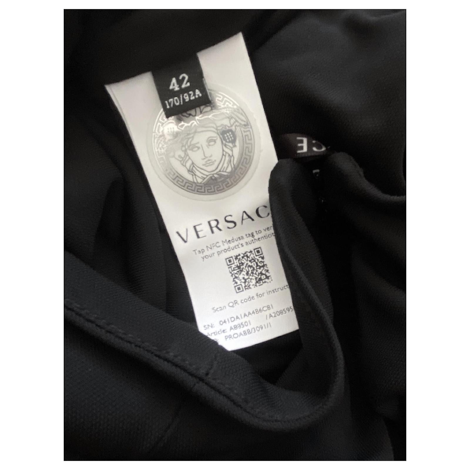 Versace One-Shoulder-Kleid mit Bügelverzierung im Angebot 2