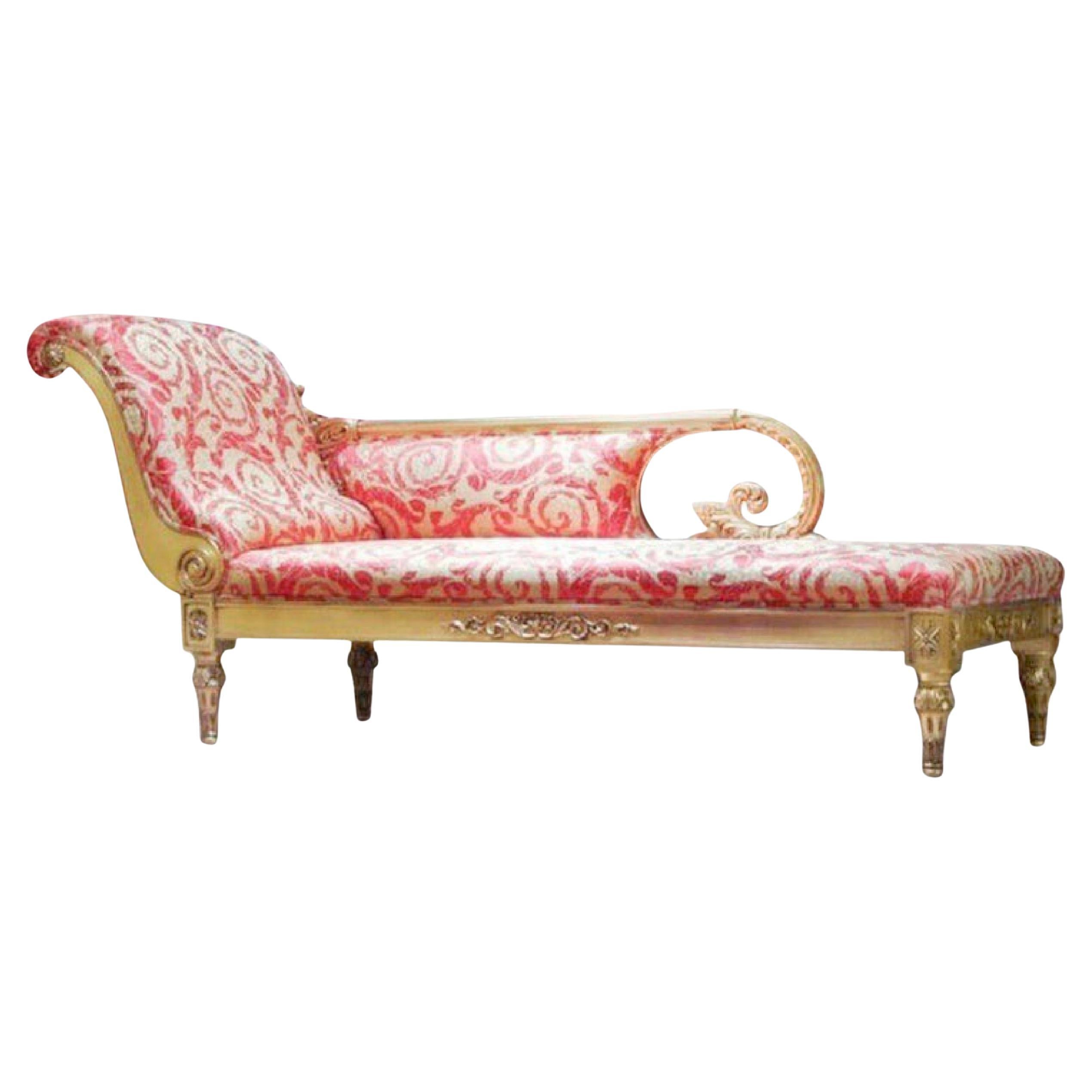 Fauteuil de salon original Vanitas doré et sculpté à la main de Gianni Versace, 1994