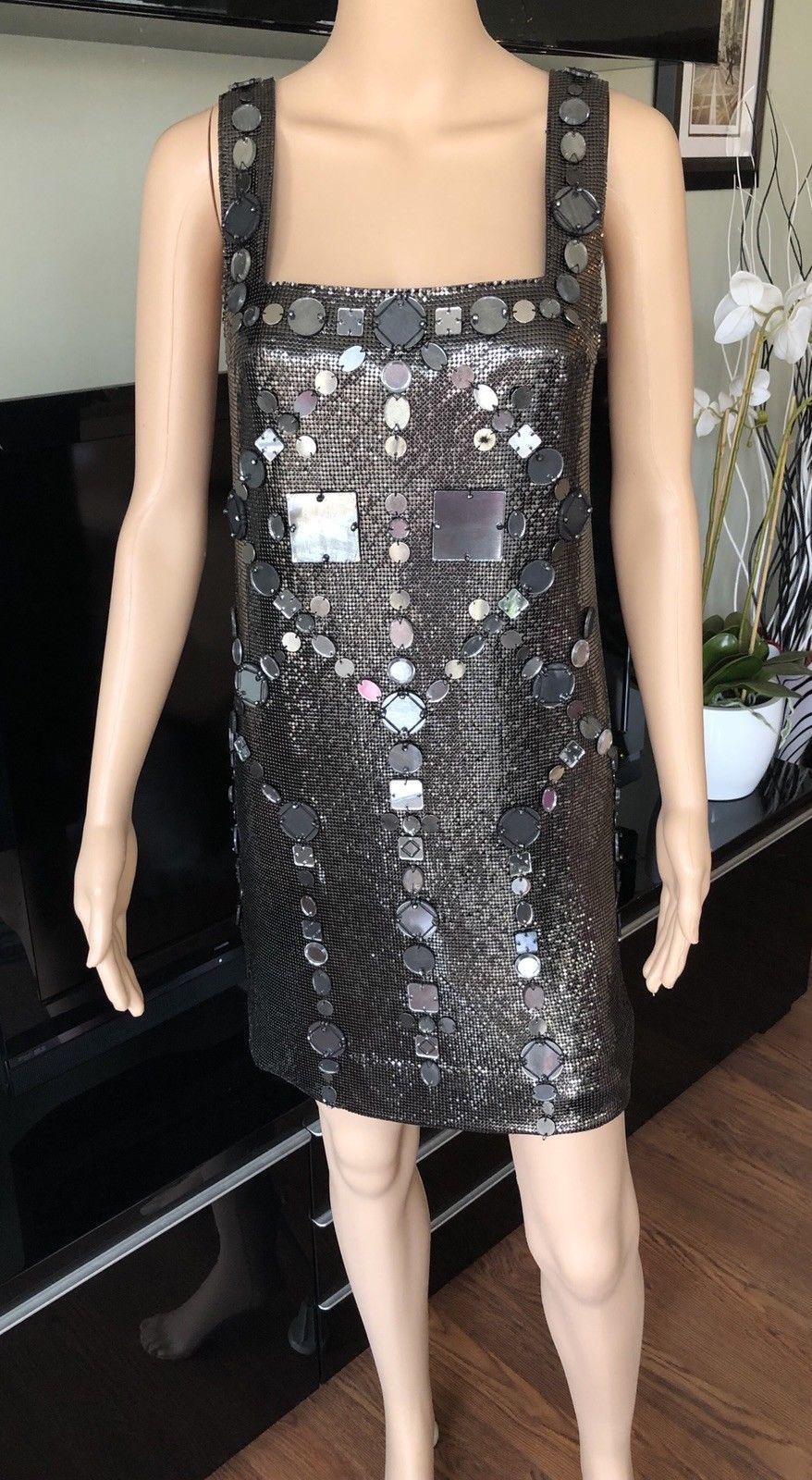 Versace Oroton F/W 2007 Runway Silver Metal Mesh Chain Mail Open Back Dress  In Excellent Condition For Sale In Naples, FL