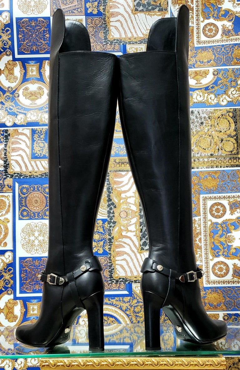 VERSACE OVER-THE-KNEE BLACK LEATHER HORSE RIDING STYLE Boots w/HIGH HEELS  35 - 5 For Sale at 1stDibs | heeled riding boots, high heel riding boots,  versace knee high boots