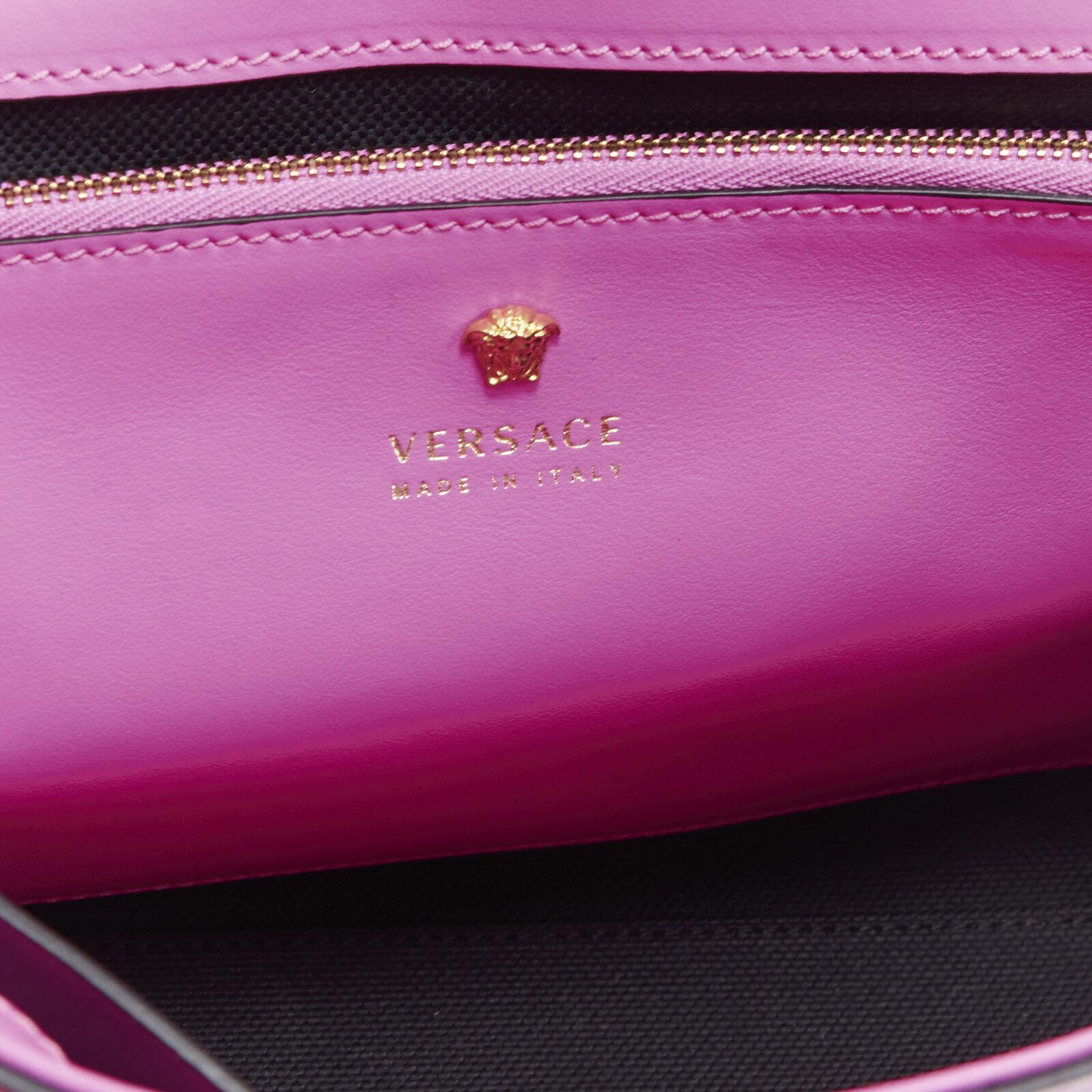 VERSACE Palazzo Empire Kleine Technicolor Barock rosa Medusa Tragetasche 6