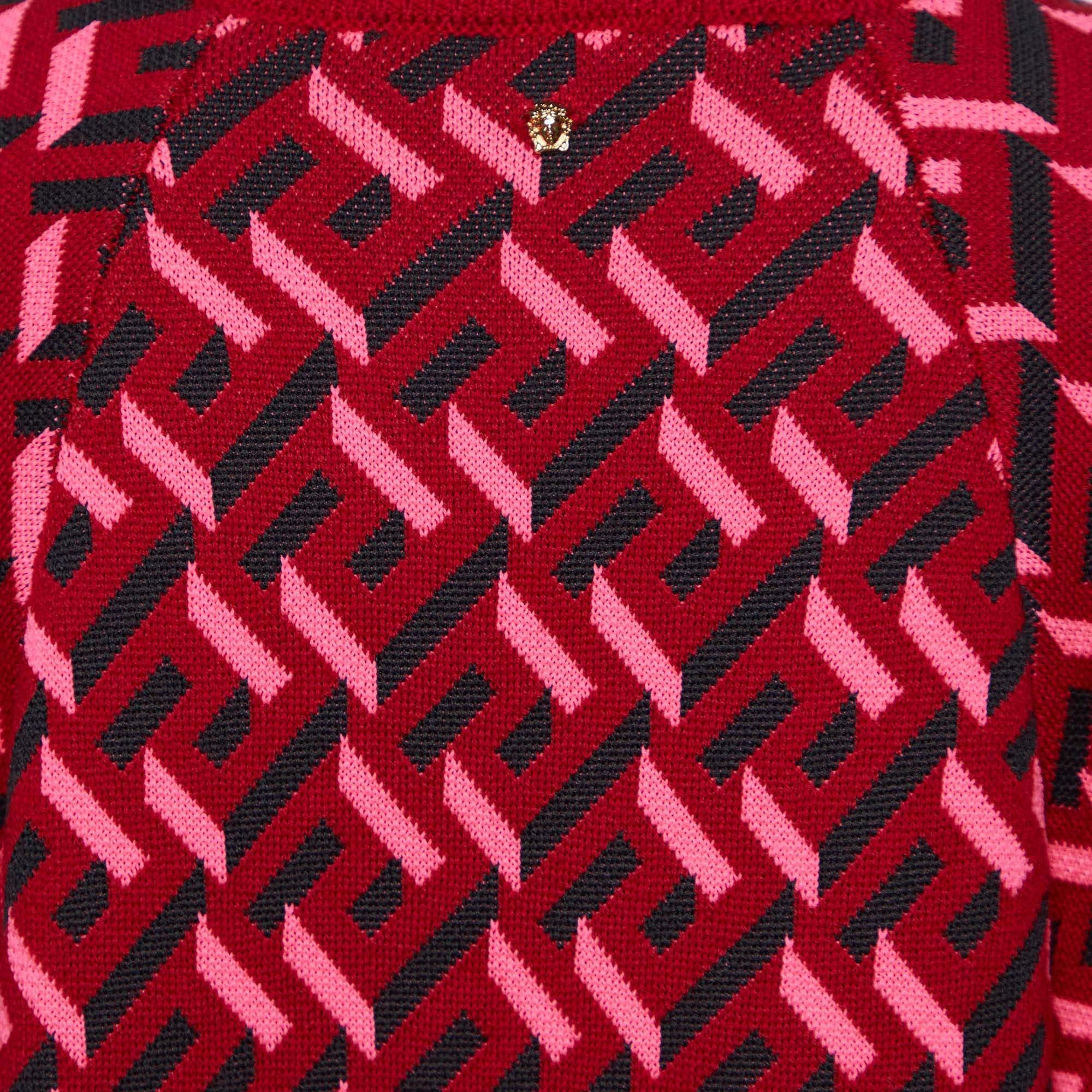 Versace Parade Red La Greca Jacquard Knit Cocoon Sweater M In Excellent Condition For Sale In Dubai, Al Qouz 2