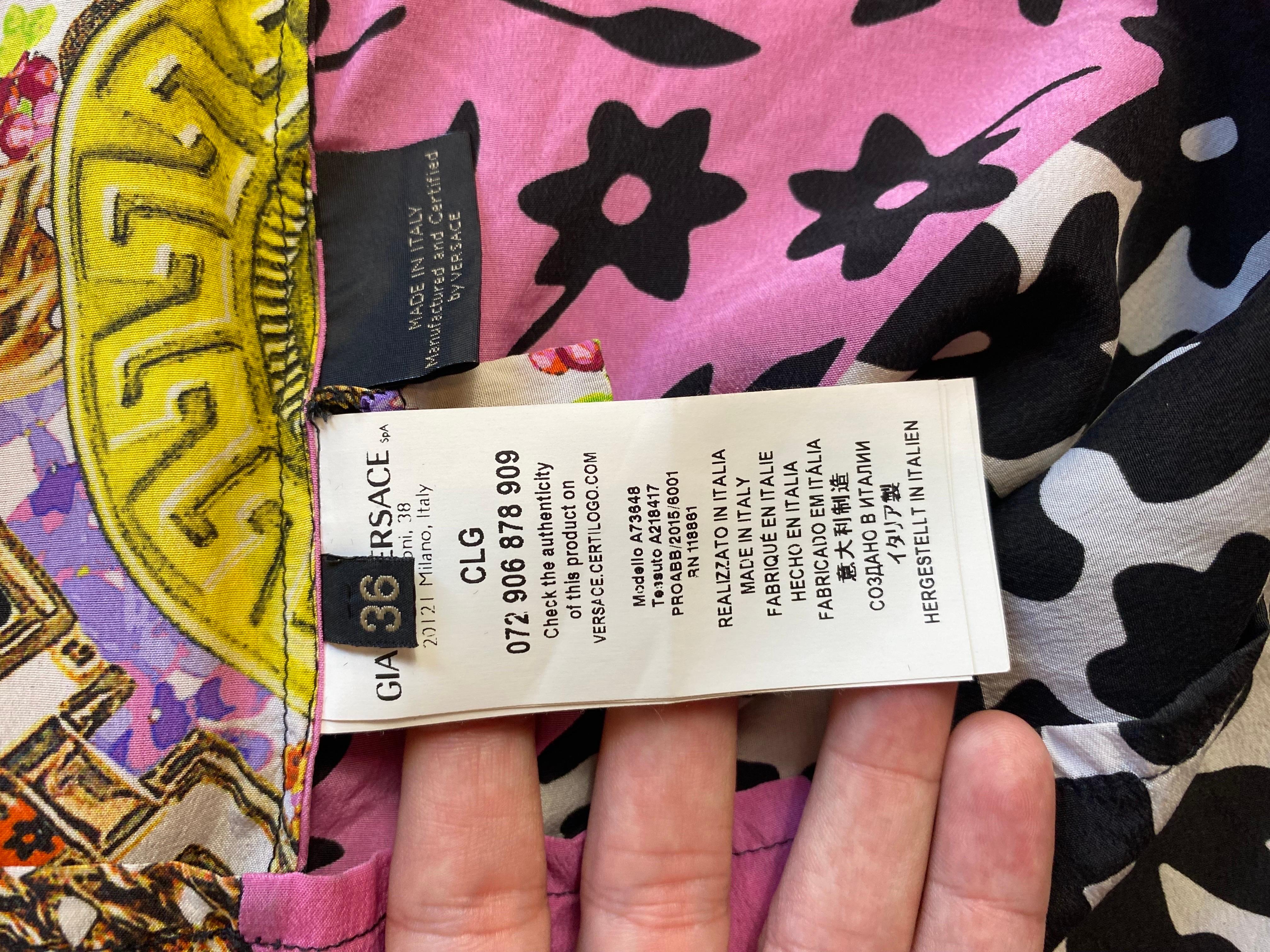 Versace patterned silk blouse For Sale 4