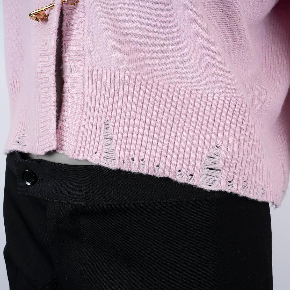 VERSACE pink cashmere 2021 SAFETY PIN DISTRESSED Cardigan Sweater 44 L For Sale 2