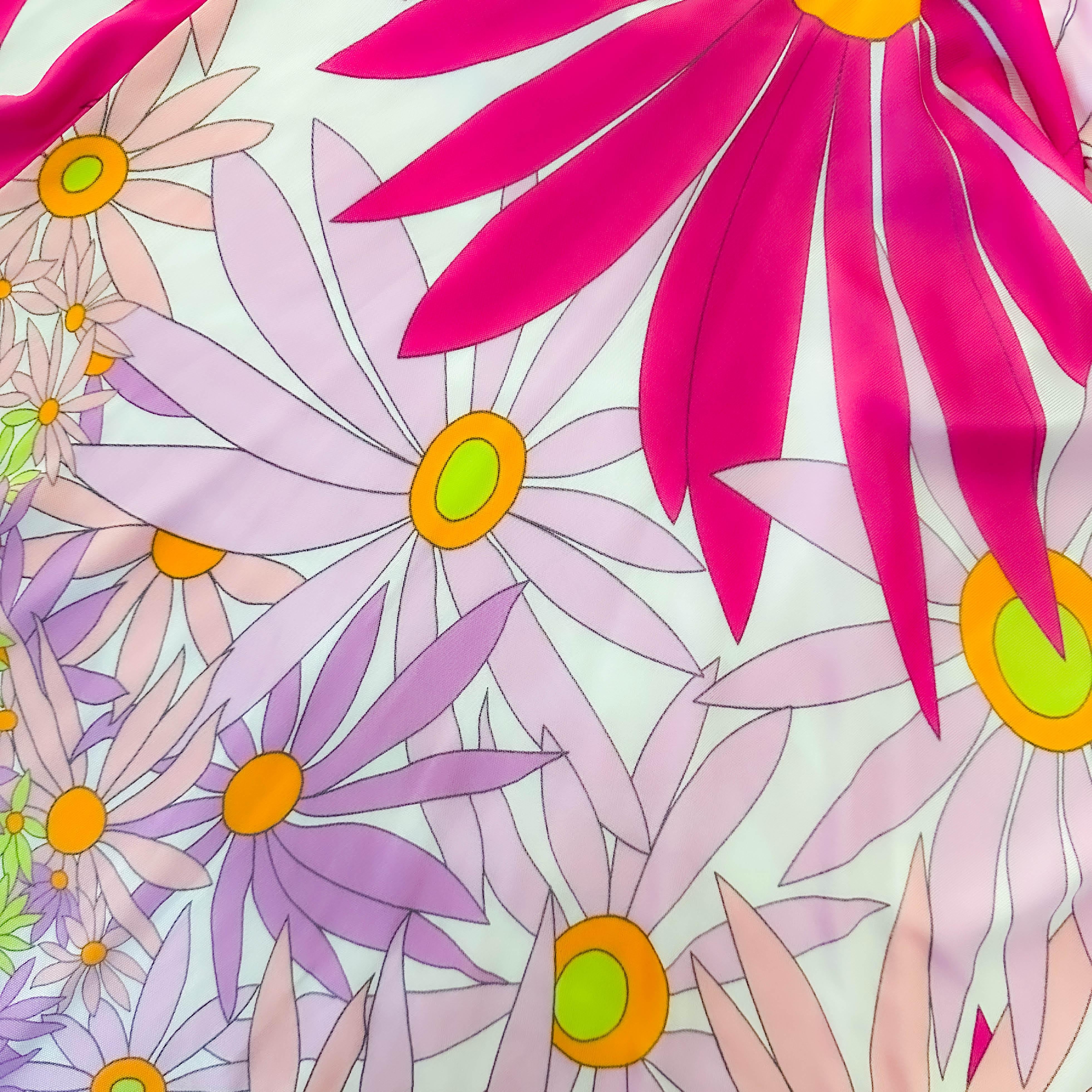 Versace Rosa geblümtes Trägerkleid von Donatella Versace, CIRCA 2000 im Zustand „Hervorragend“ im Angebot in Paris, FR