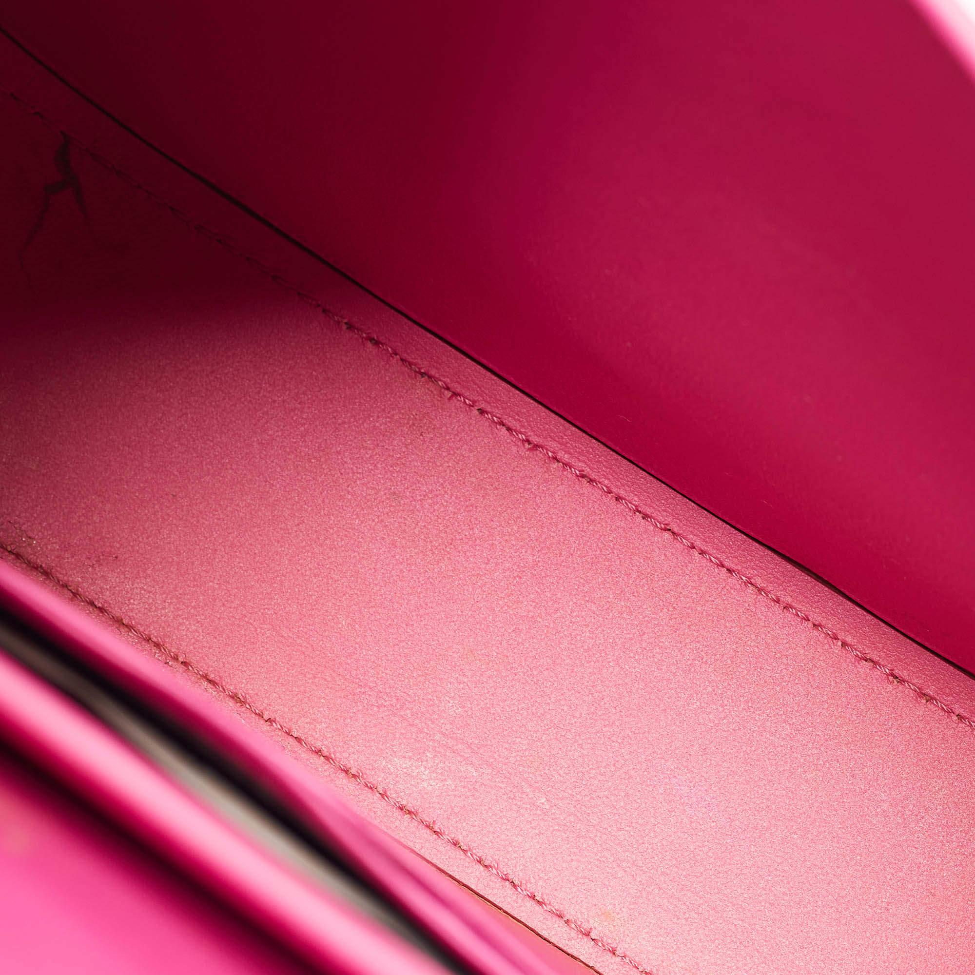 Versace Pink Leather Greca Shoulder Bag For Sale 8